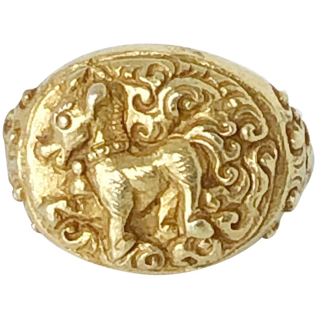 Antique Horse Ring, East Java 14th-15th Century Solid 18 Karat Yellow Gold
