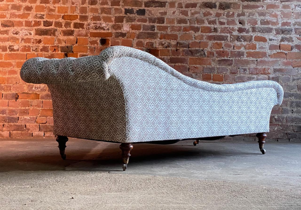 Victorian Antique Howard and Sons Chaise Longue 19th Century, circa 1870