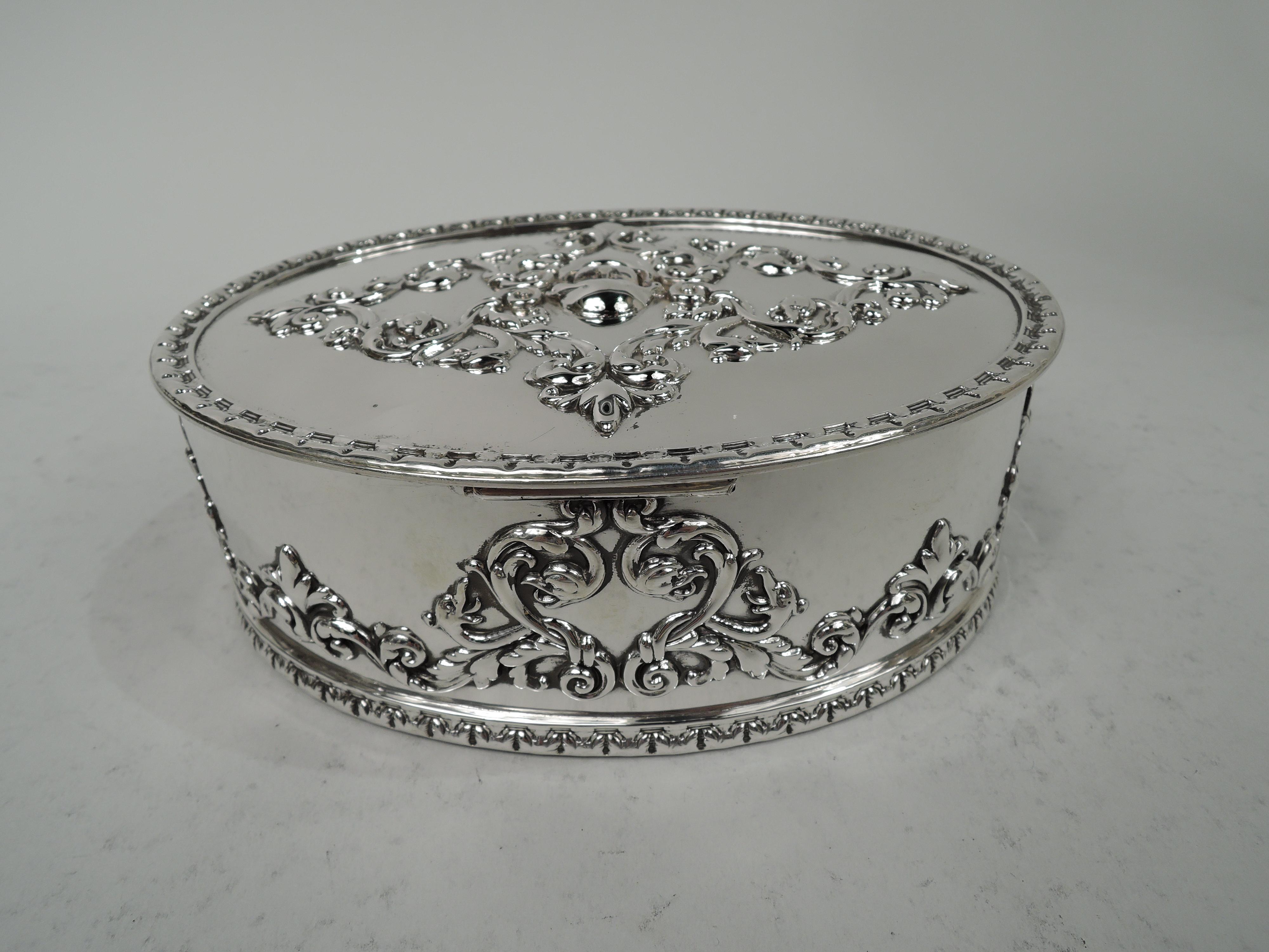 Antique Howard Edwardian Classical Sterling Silver Trinket Box In Good Condition For Sale In New York, NY