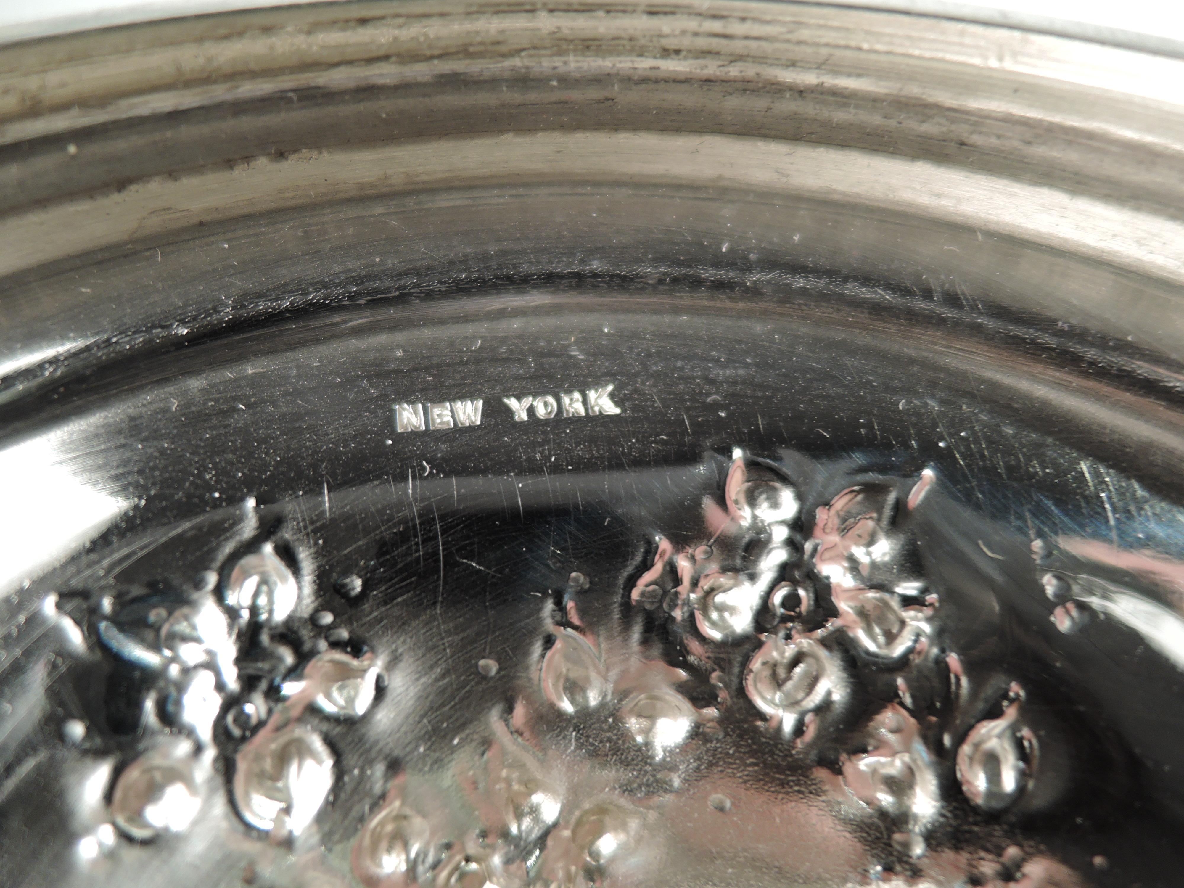 Antiguo Howard Edwardian Urna neoclásica con tapa de plata de ley en venta 2