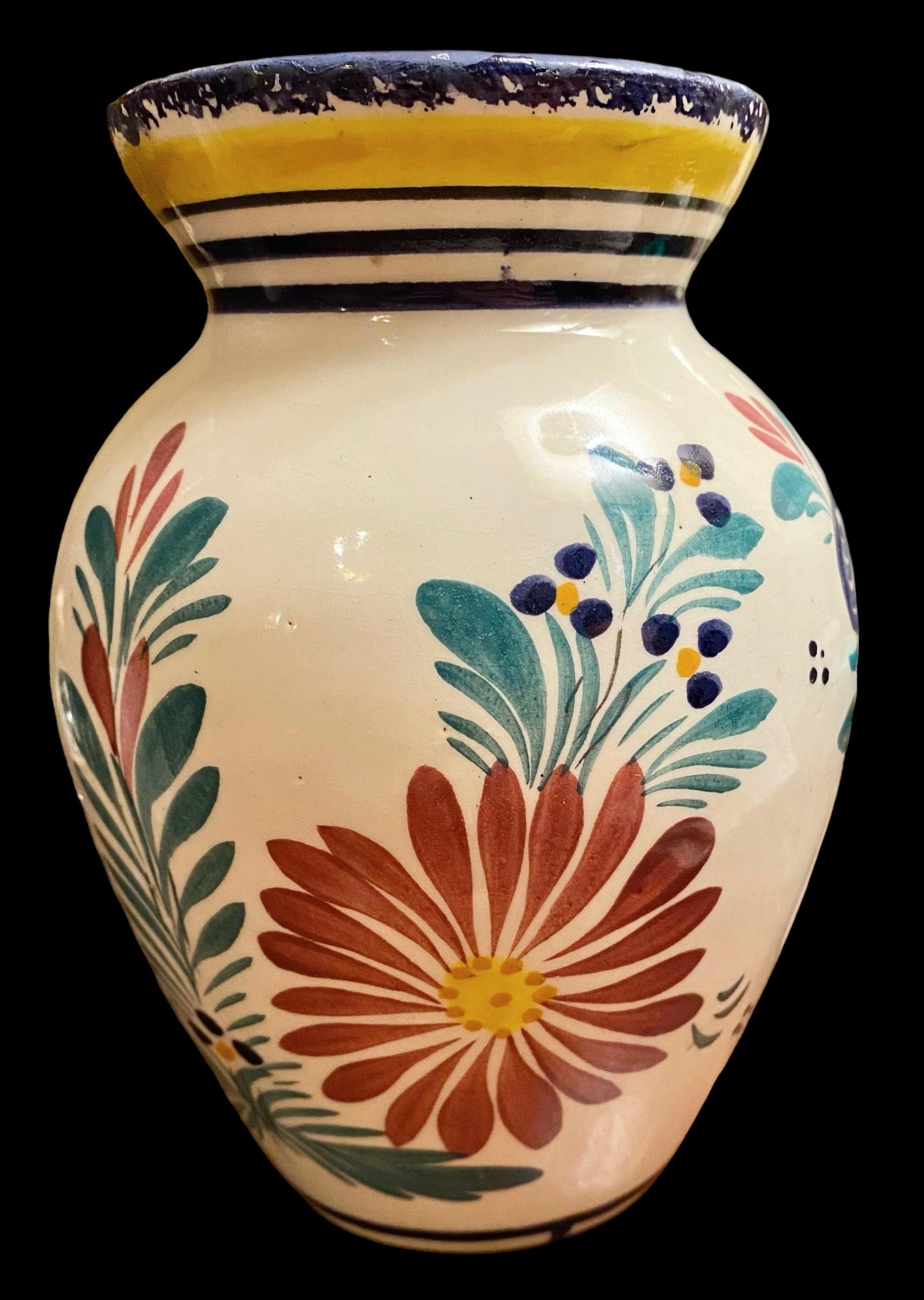 Jarrón Vintage HR Quimper de loza francesa en venta 10