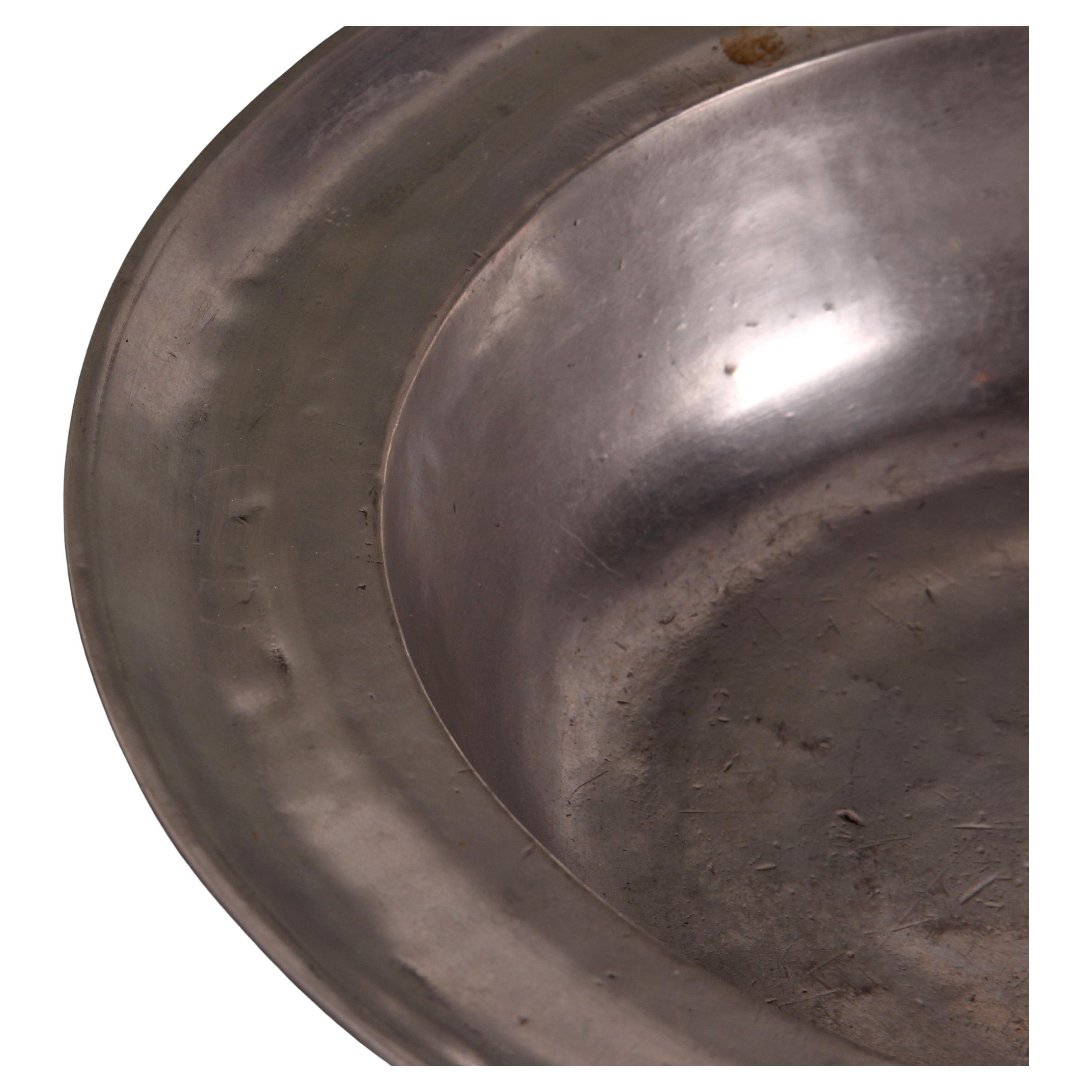 Antique huge  Ø 30cm/12"  and heavy  hallmarked Pewter BOWL 18th Ct ar. 1780 For Sale