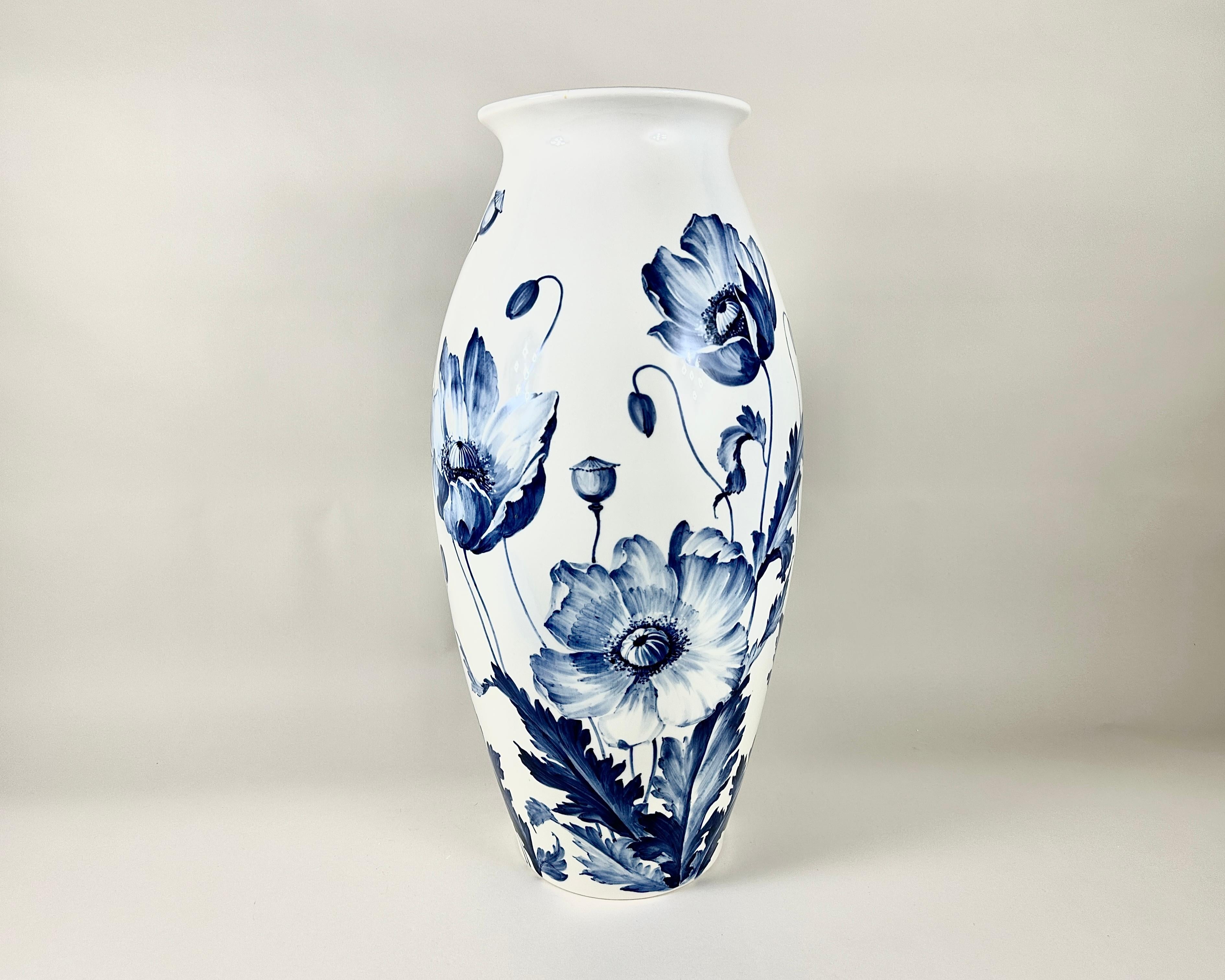 Tedesco Antico vaso Hutschenreuther dipinto a mano in Germania nel 1910 Condit... in vendita