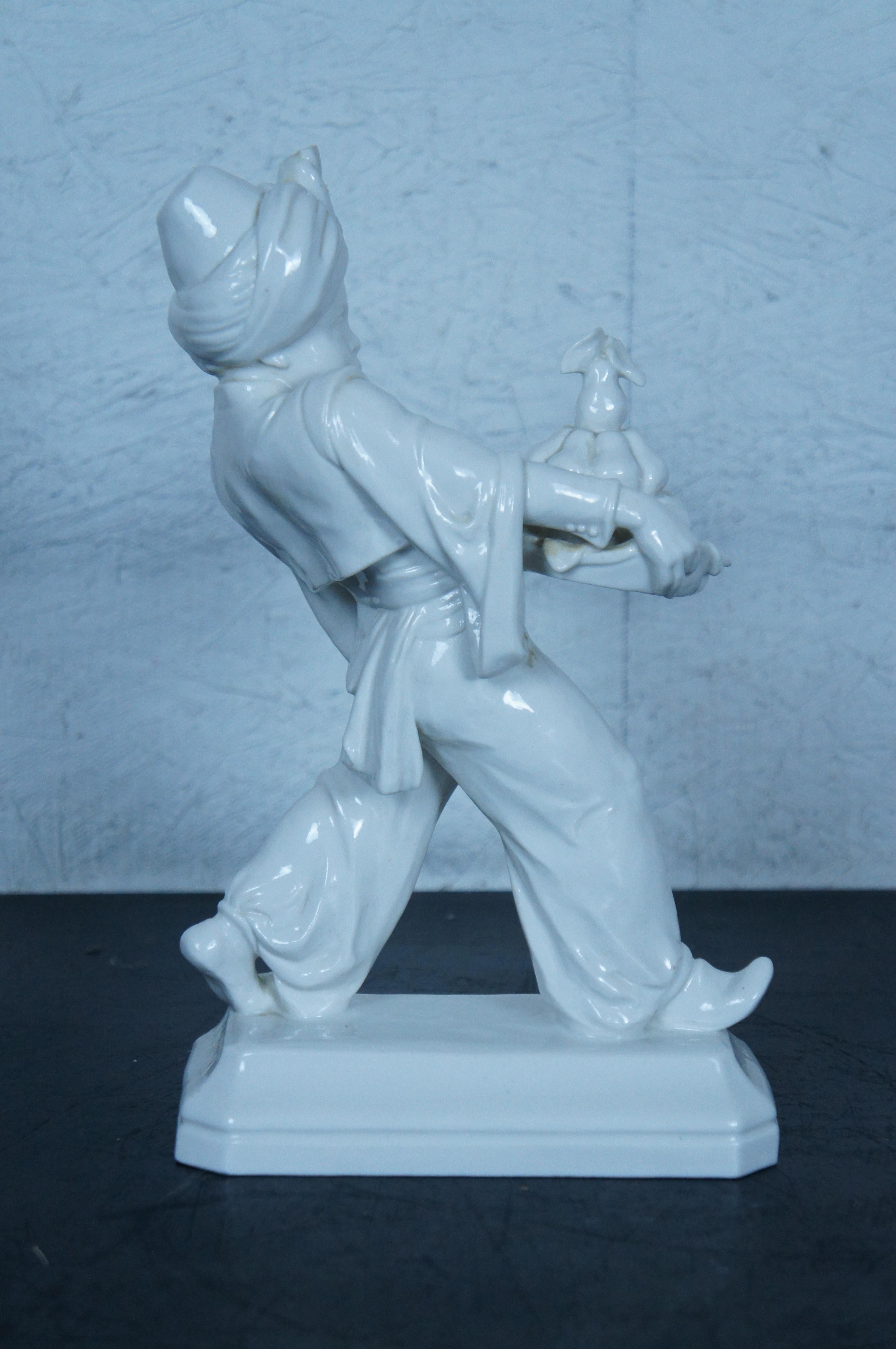 Antike Hugo Meisel Deutsche Schwarzburger-Porzellanfigur mit Obstfigur 12