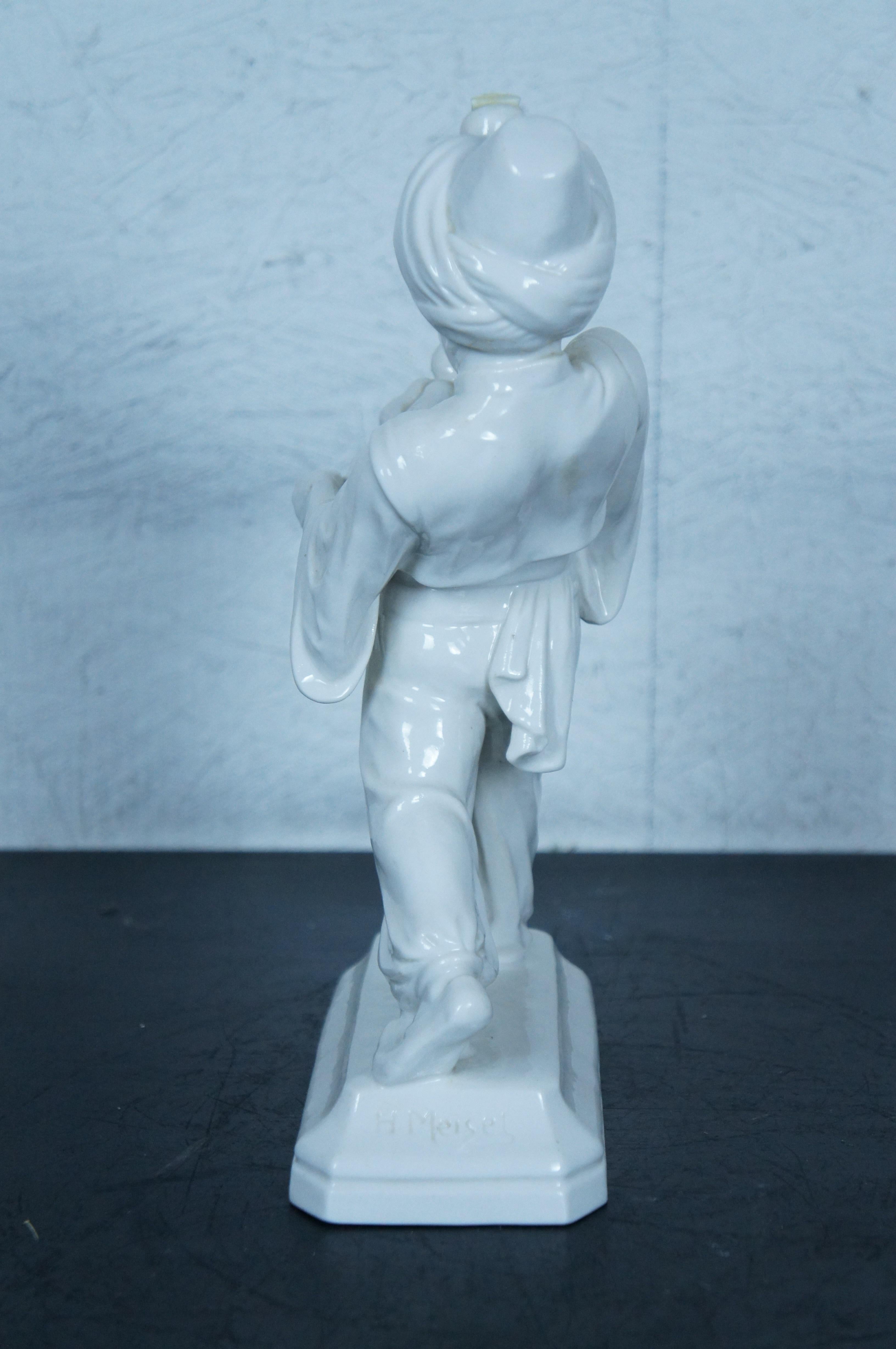Antike Hugo Meisel Deutsche Schwarzburger-Porzellanfigur mit Obstfigur 12