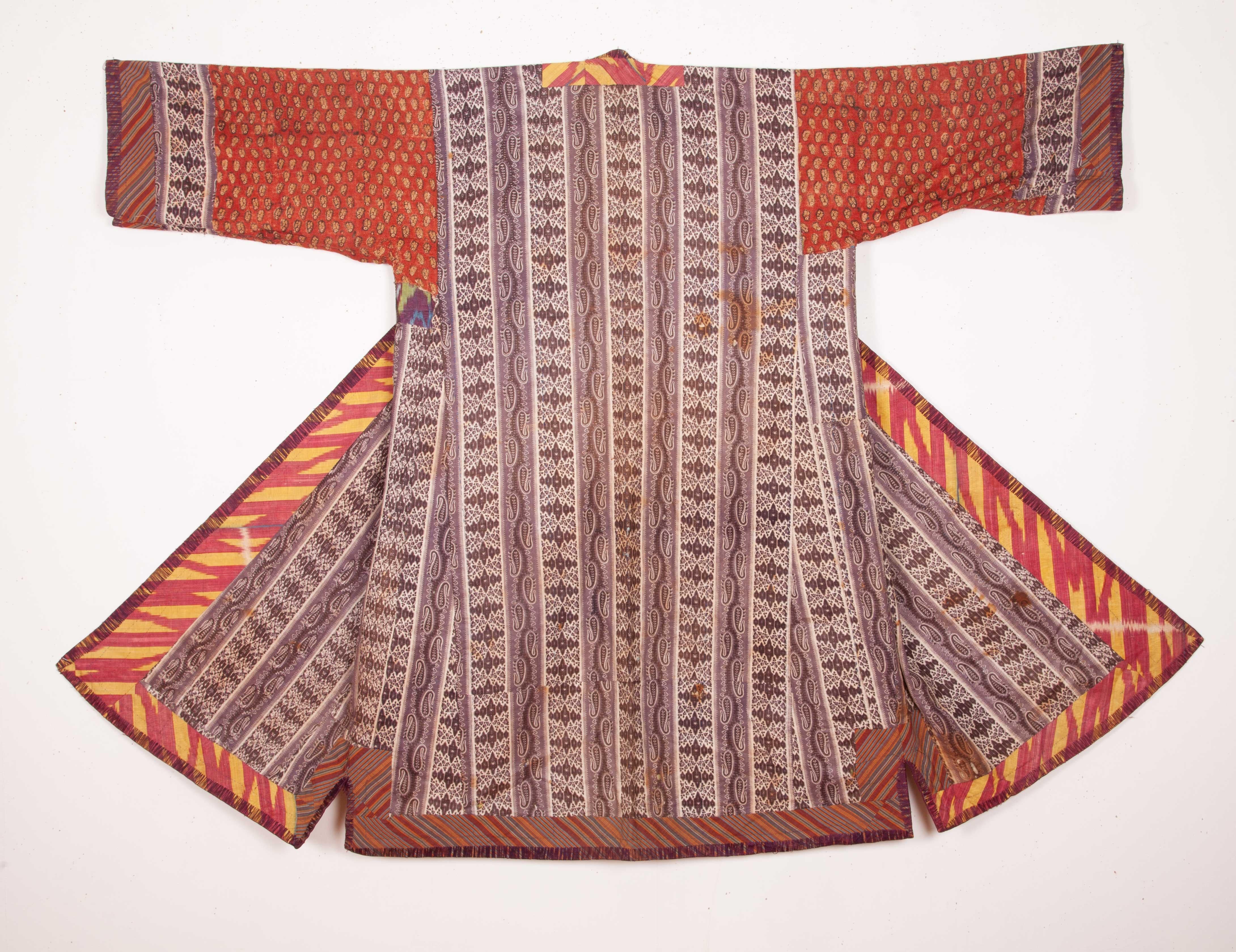 Antique Ikat Chapan, Tajikistan, 19th Century In Good Condition In Istanbul, TR