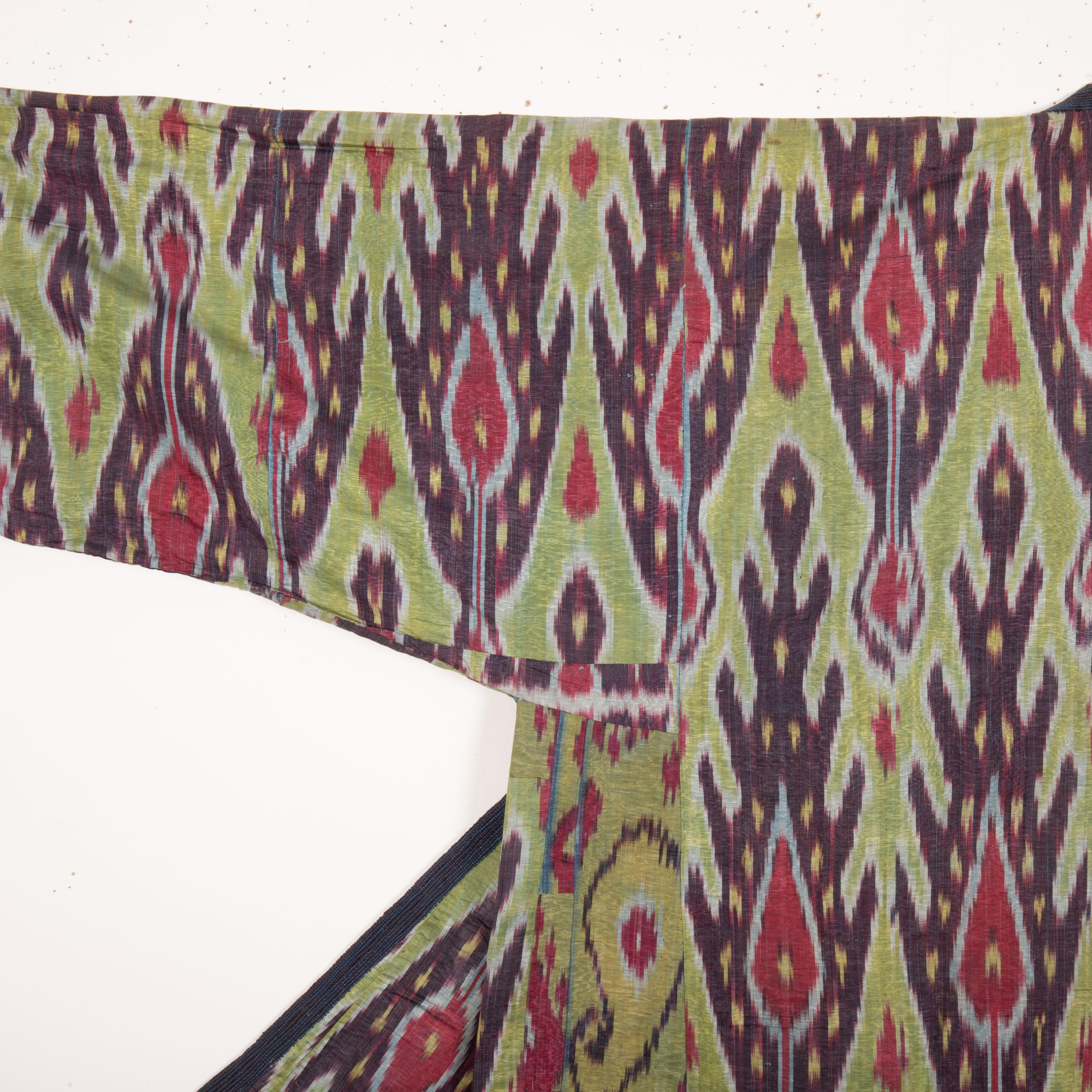 Antique Ikat Chapan with a Good Mix of Roller Printed Lining, 19th Century For Sale 1