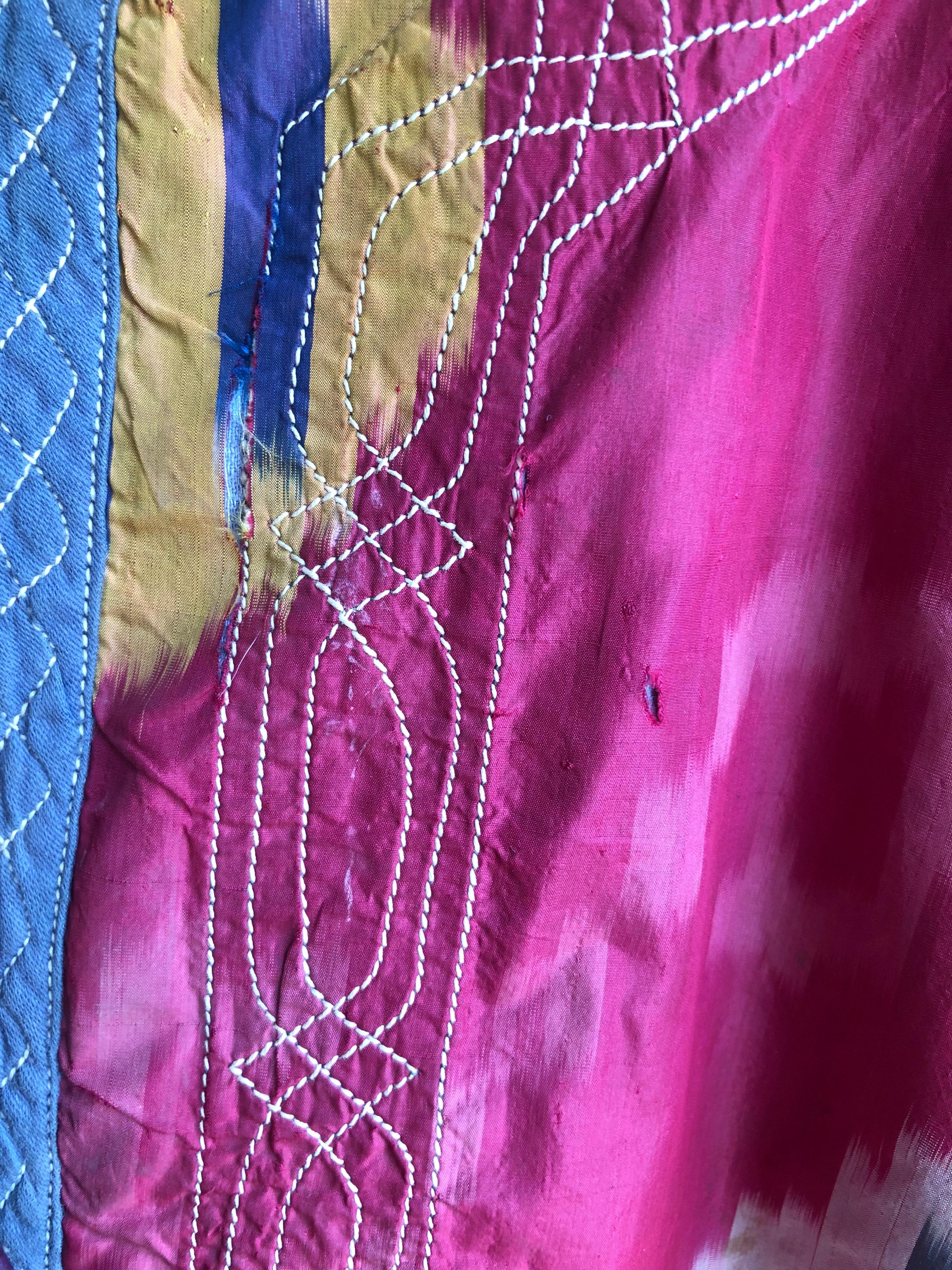 Robe ancienne en soie ouzbeke teintée Ikat en vente 5