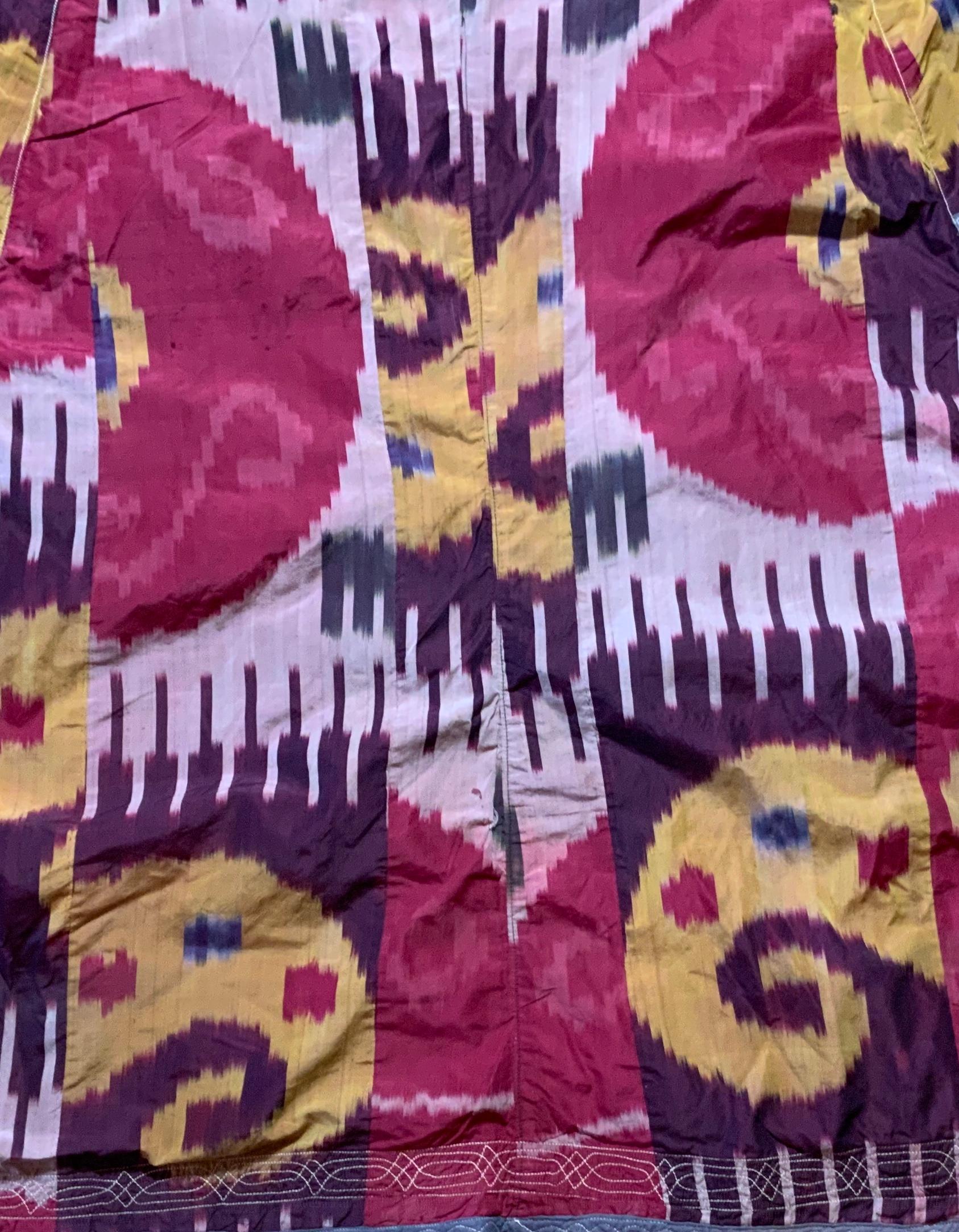 Antique Ikat Dyed Uzbek Silk Robe For Sale 14