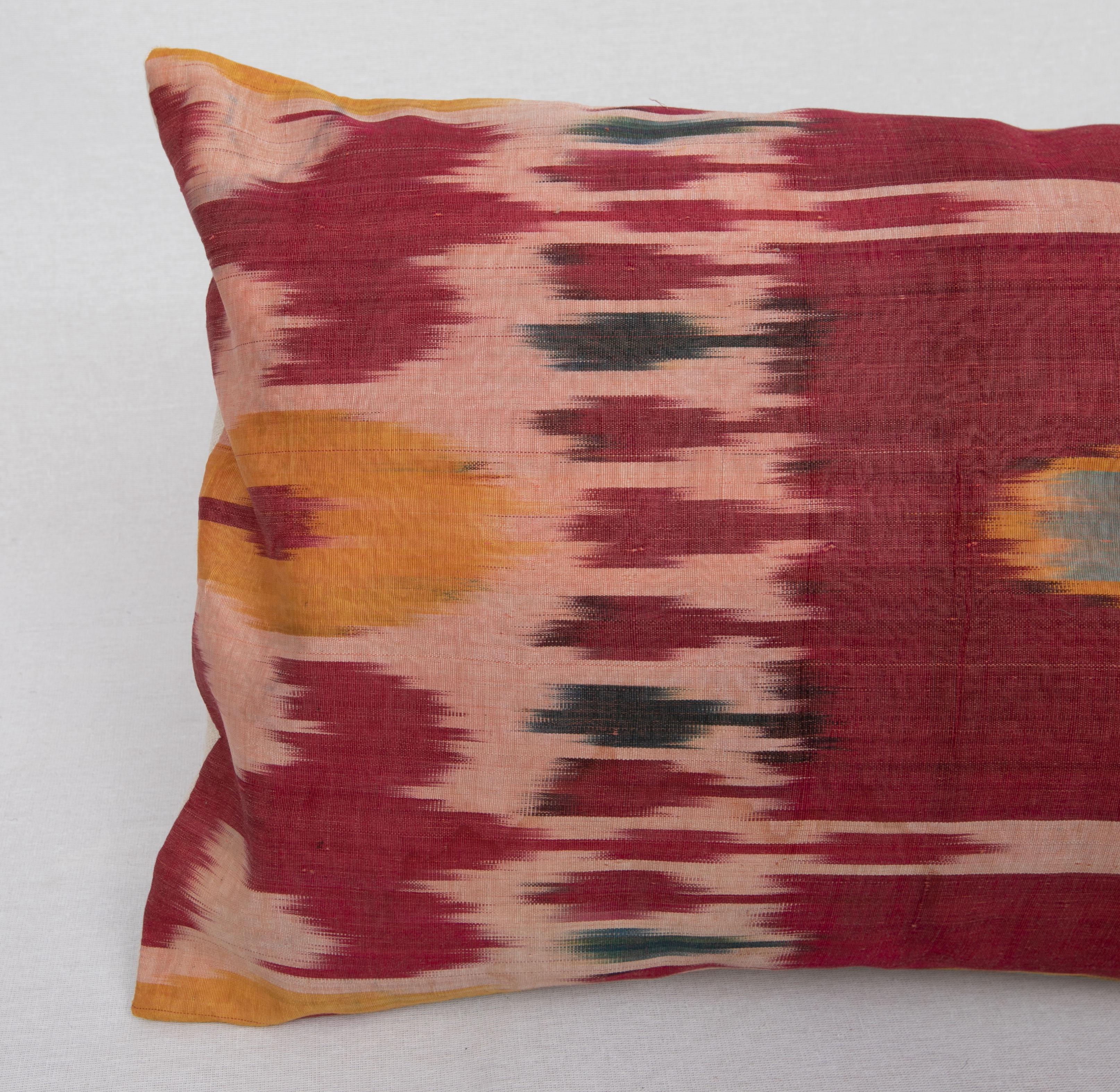 Antique Ikat Pillow Case, Late 19th C In Good Condition For Sale In Istanbul, TR