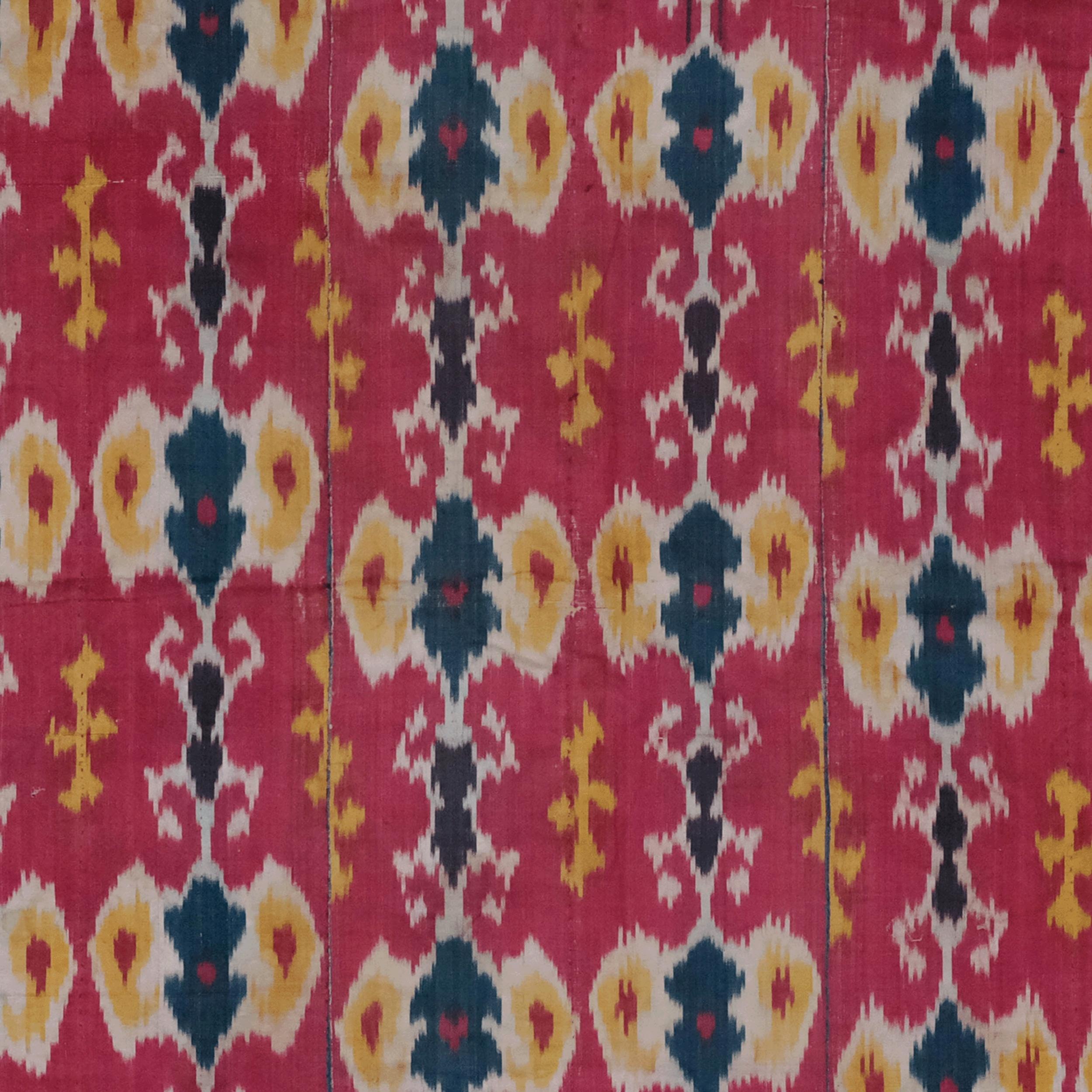 Antique Ikat Textile - 19th Century Uzbek Ikat Textile In Good Condition For Sale In Sultanahmet, 34