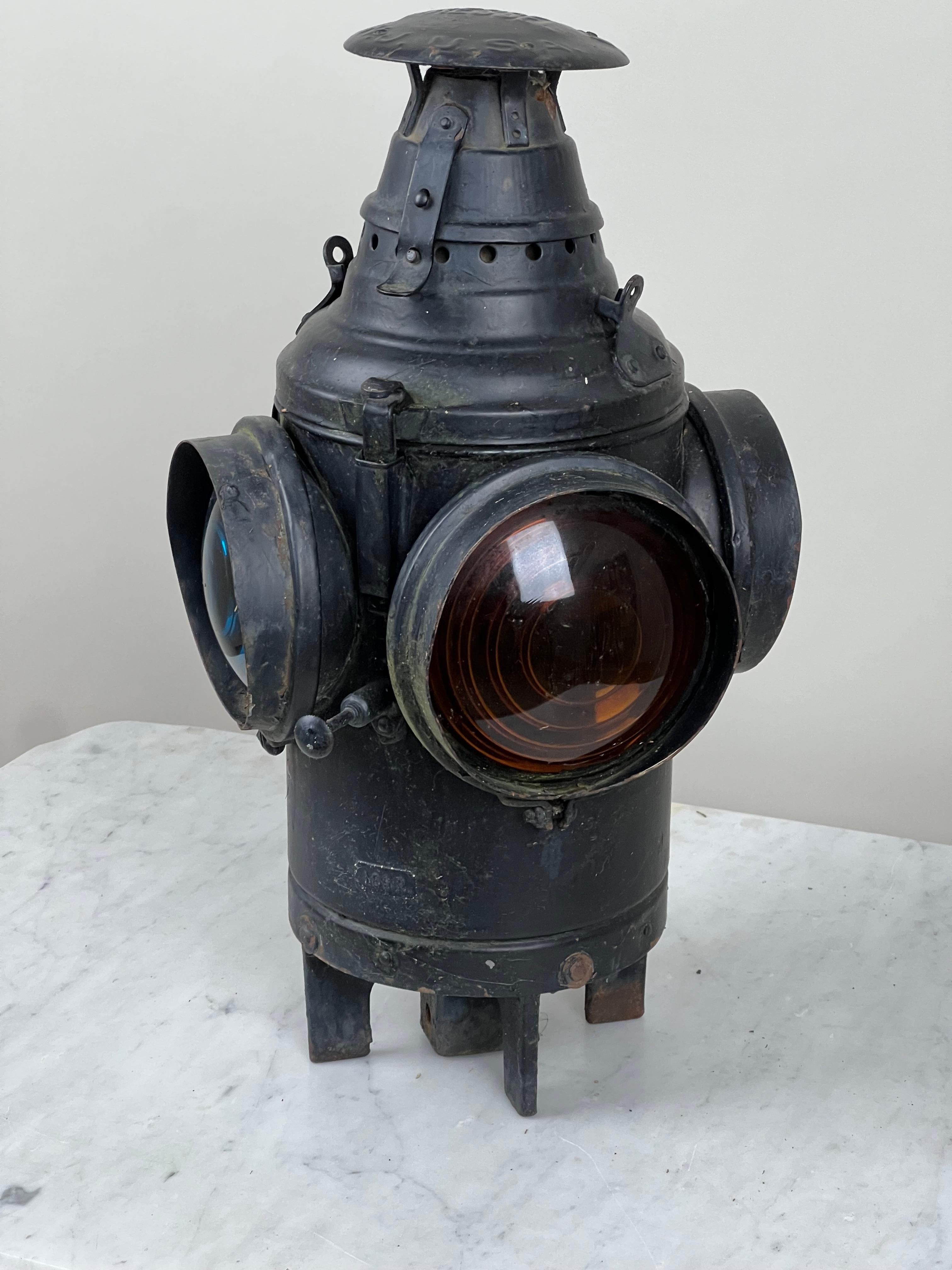 Antique Illinois Central Railroad Signal Lantern by Dressel Arlington NJ For Sale 1