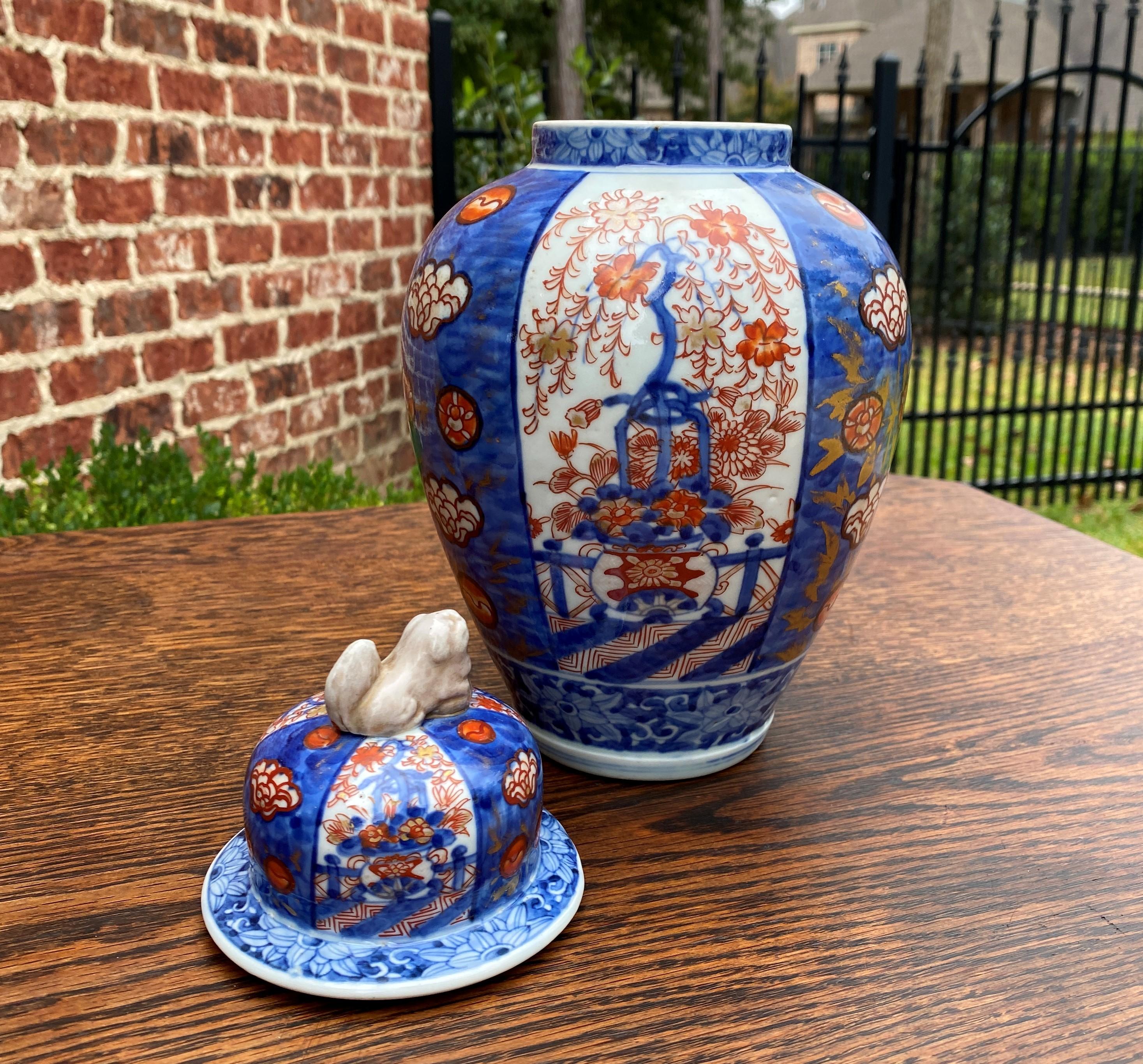 Late 19th Century Antique IMARI Ginger Jar Vase Urn Foo Dog Lid Oriental Japan Hallmark Porcelain