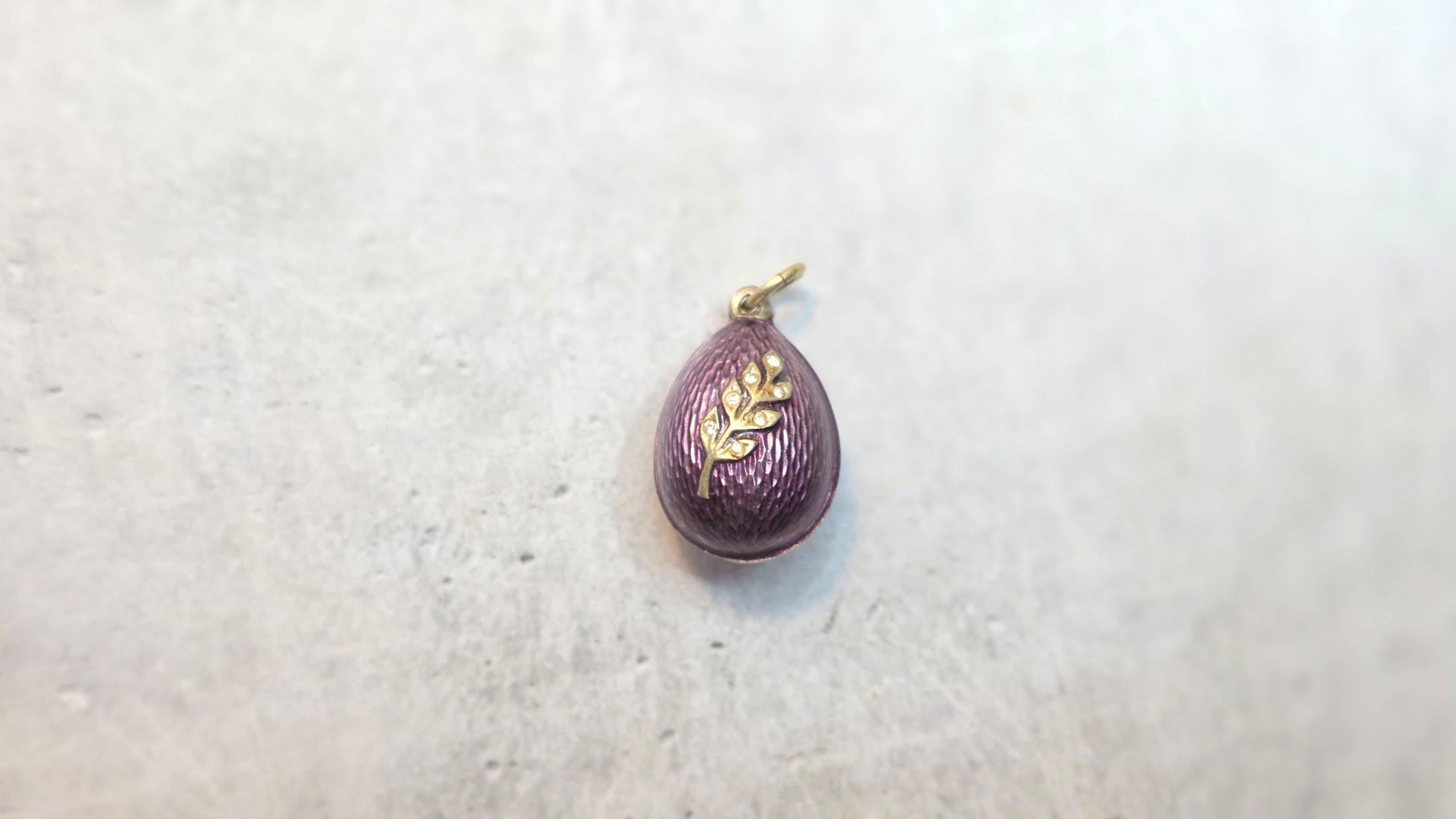 Antiker kaiserlicher Guilloche-Emaille-Ei-Anhänger, Werkmeister Anders Nevalainen im Angebot 1