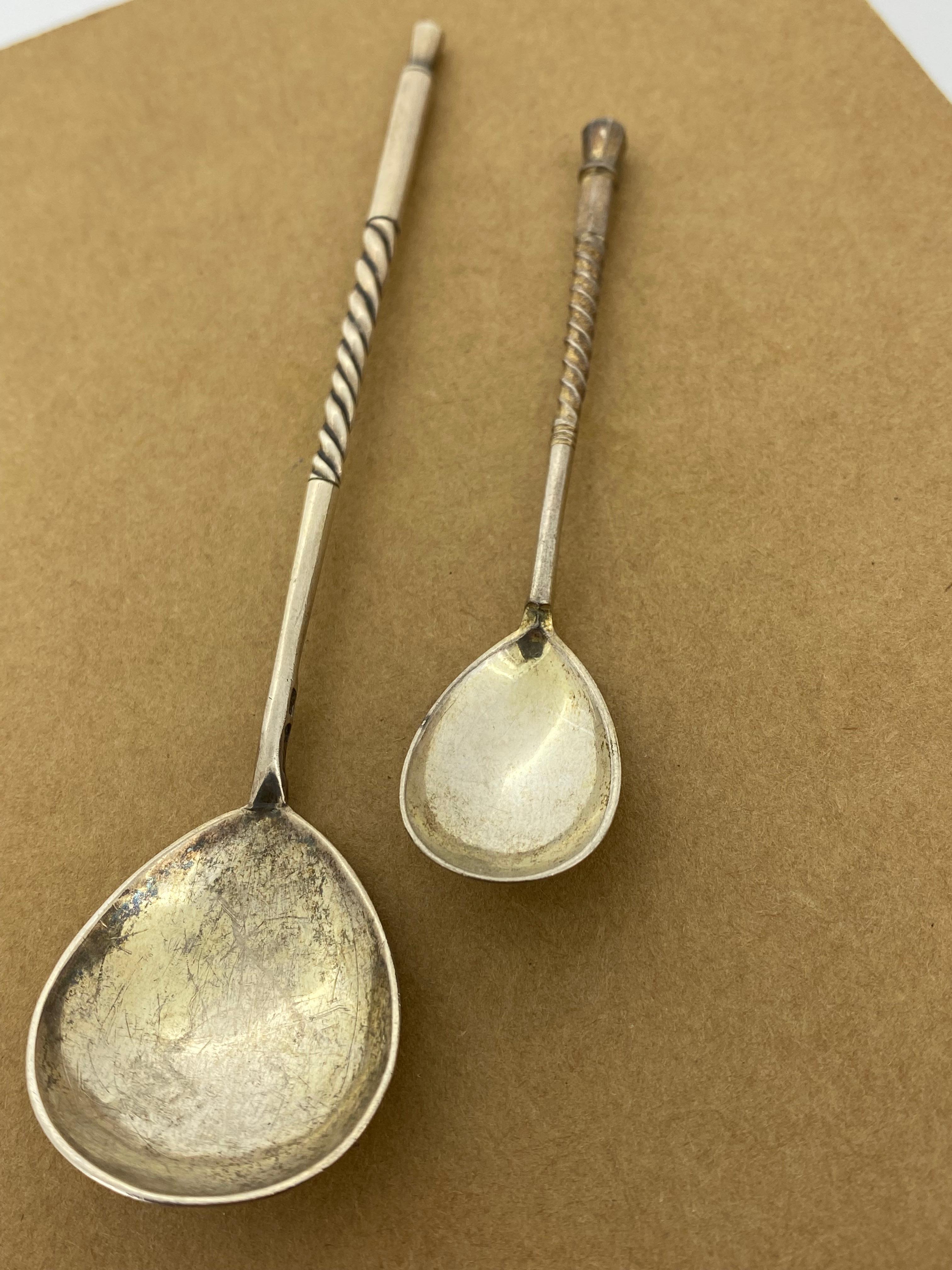 Antico set di cucchiai in argento della Russia Imperial (Mosca) c1899 84 di M. I. Andreeva. in vendita 6