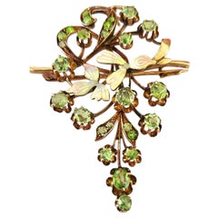 Antique Imperial Russian 2.5 Carats Peridot Gold Pendant