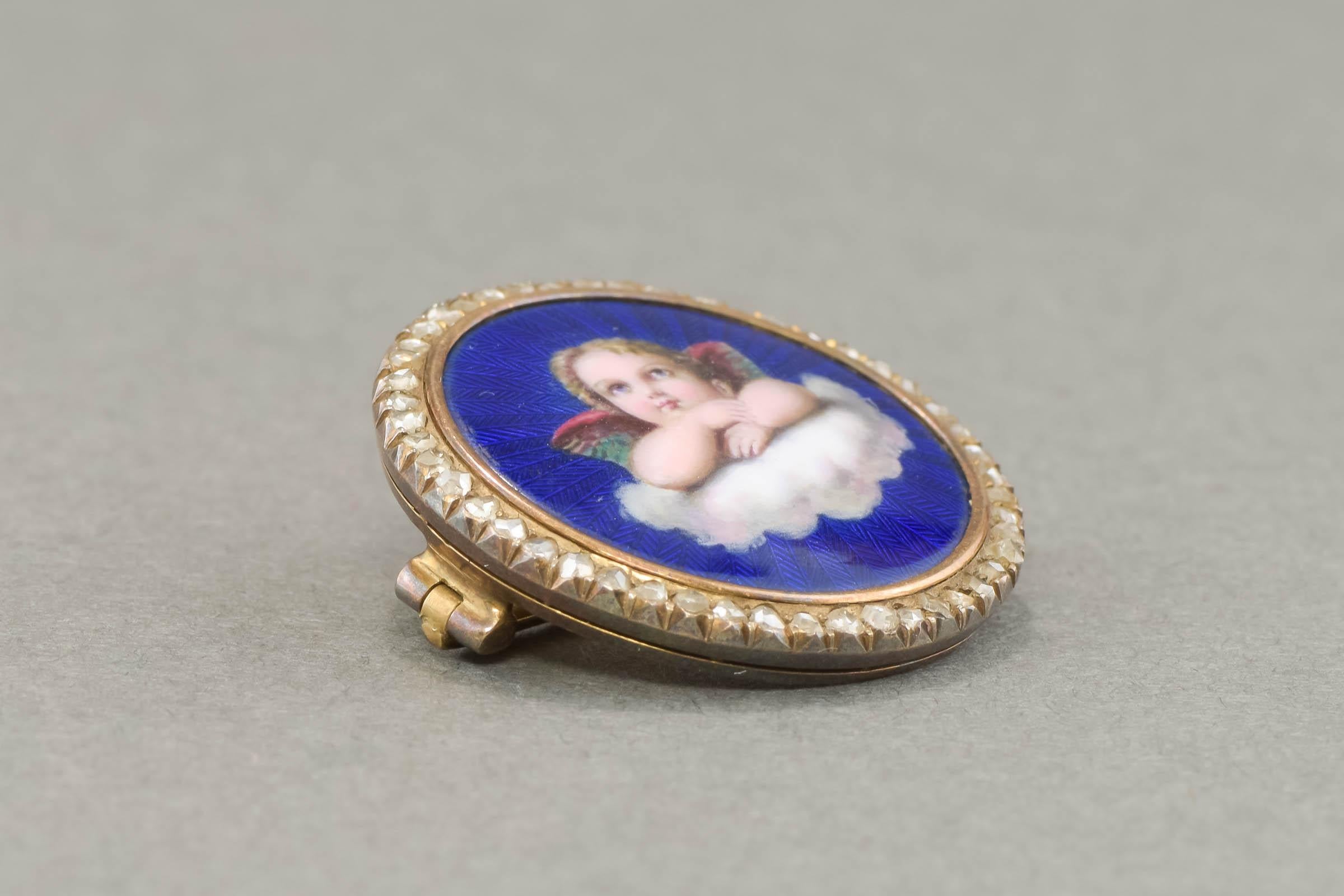Antiguo broche imperial ruso de diamantes esmaltados con forma de querubín, ángel o putti Corte rosa