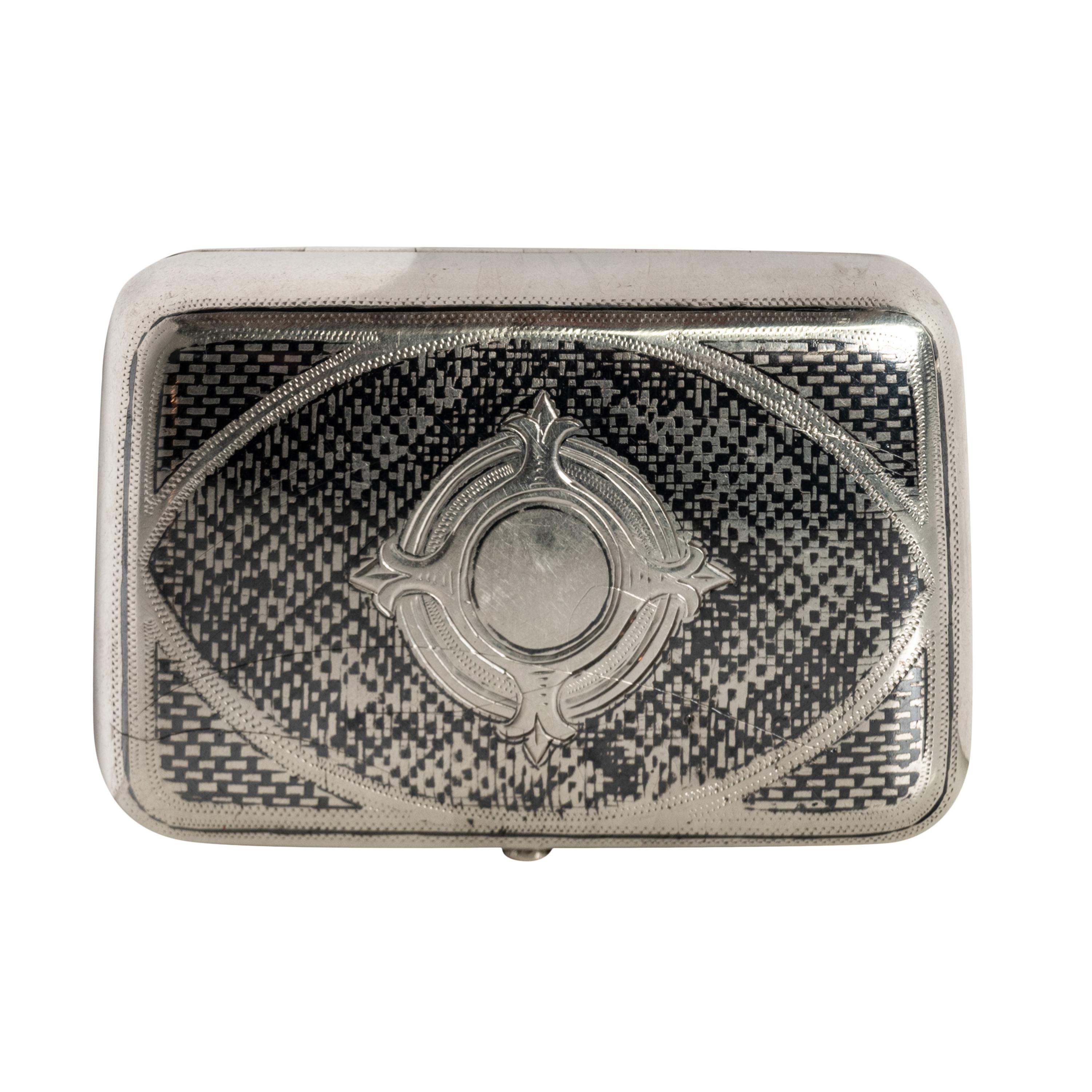 Antico astuccio per tabacco Imperiale Russo inciso 84 Argento Niello Mosca 1886 in vendita 4