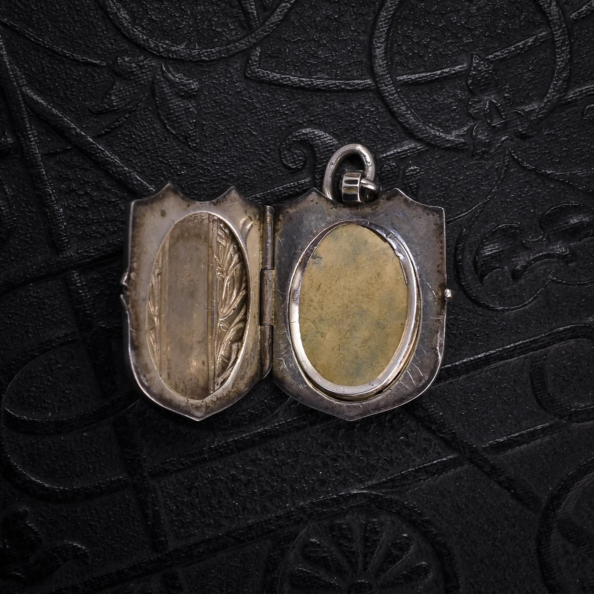 Antique Imperial Russian Niello Silver Shield Locket Necklace 2