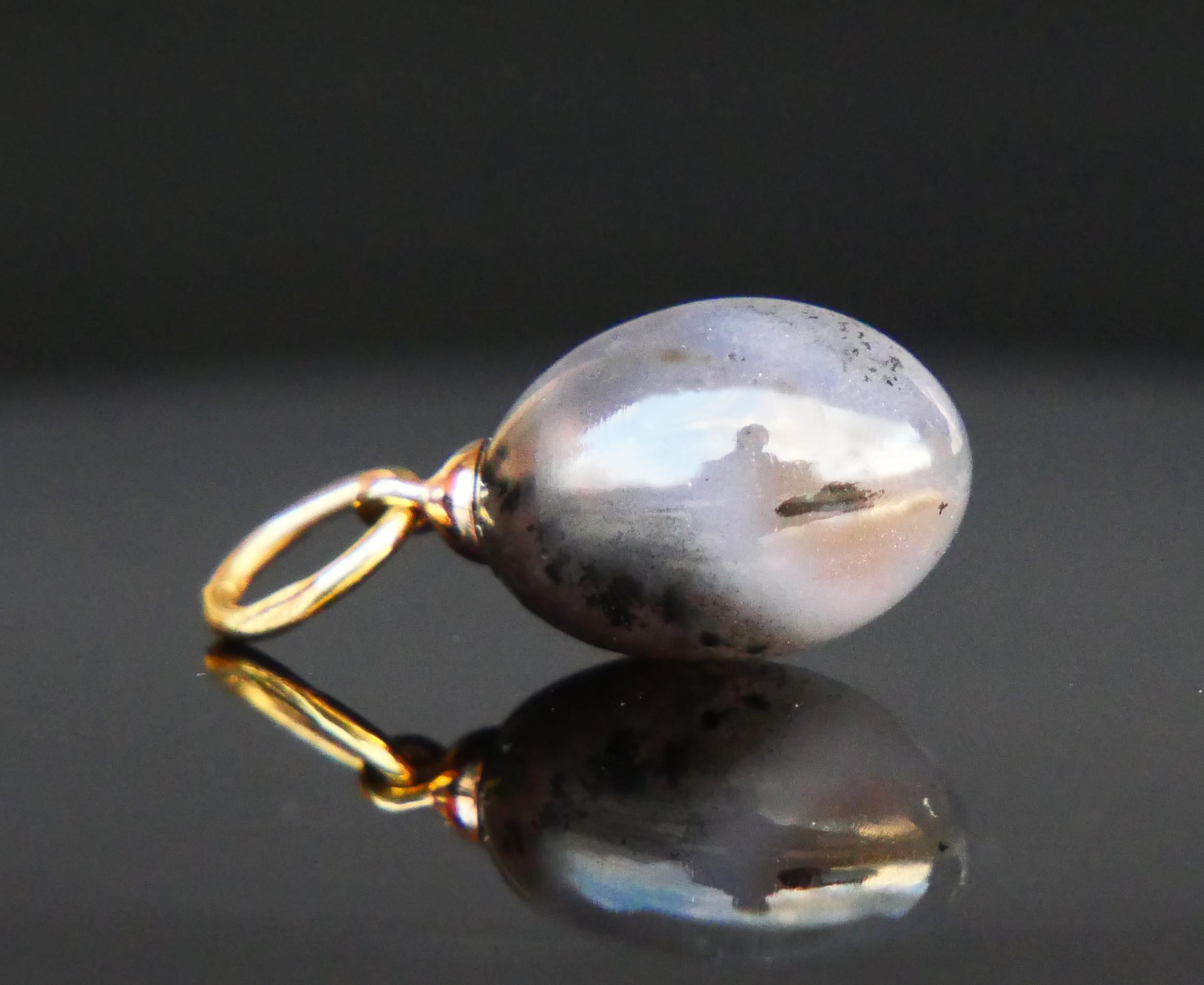 Women's or Men's Antique Imperial Russian S. M Egornov Egg Pendant Chalcedony 56 Gold 14K / 2.1 g For Sale