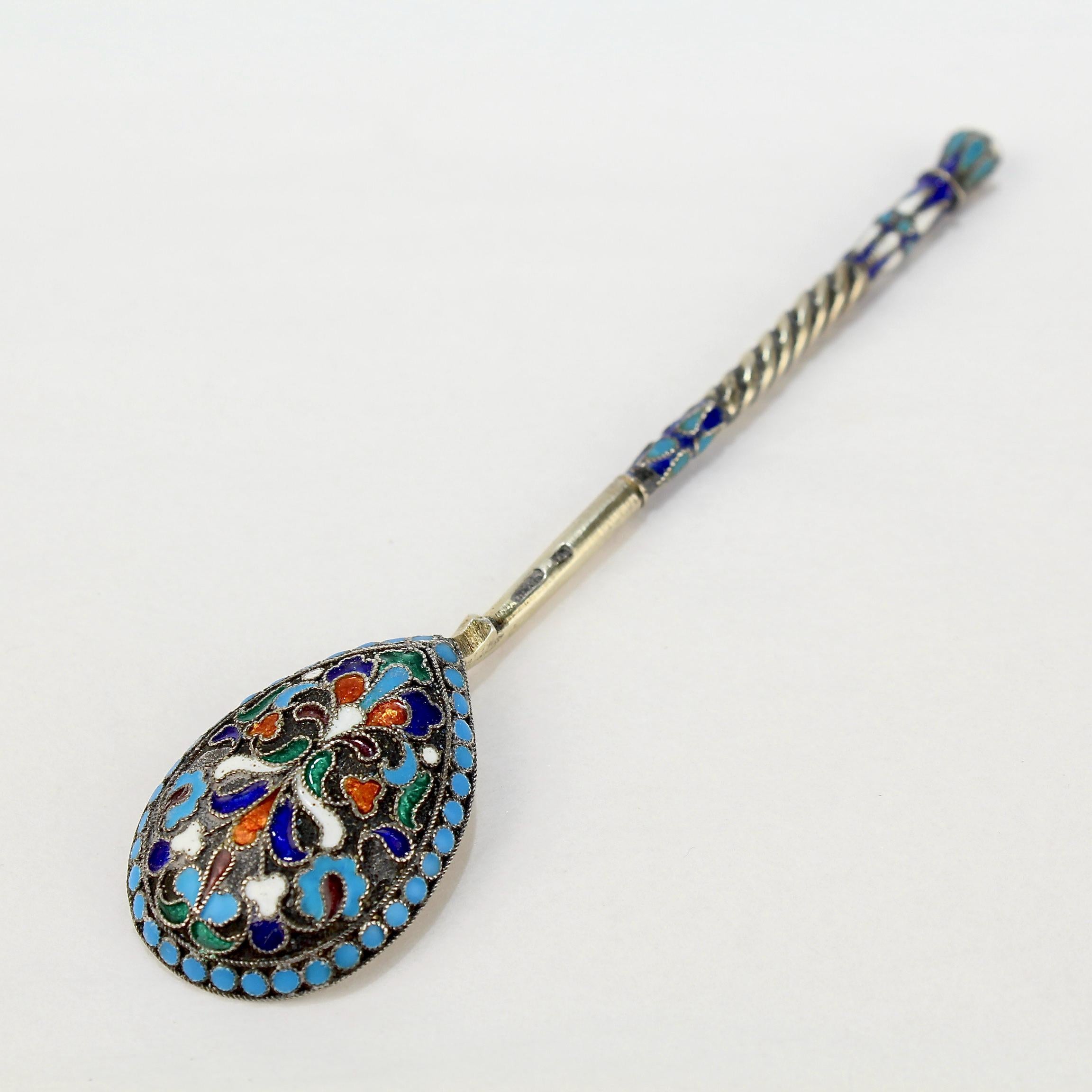 A very fine antique Russian tea or kvosh spoon.

With polychrome cloisonné enamel decoration to both the front and reverse.

Simply a wonderful piece of Imperial Russian silver!

Date:
Late 19th or Early 20th Century

Overall Condition:
It is in