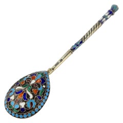 Antico cucchiaio da tè o da kvosh russo imperiale in argento e smalto cloisonne