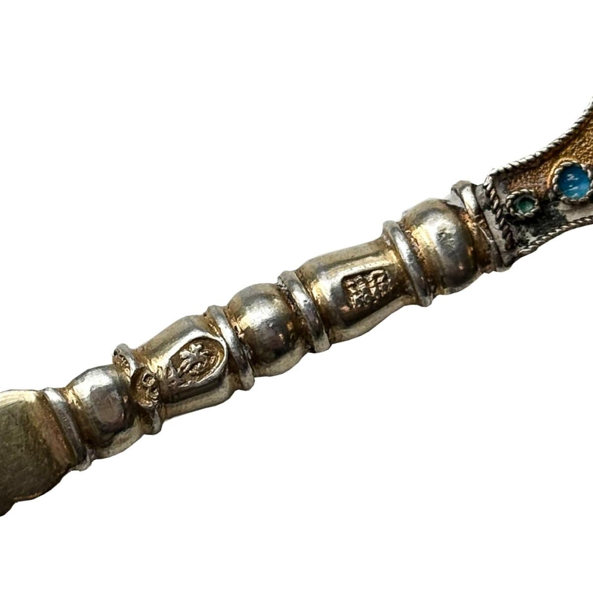Cuchara de té imperial rusa antigua de plata dorada Cloisonné Moscú 1880 en venta 6