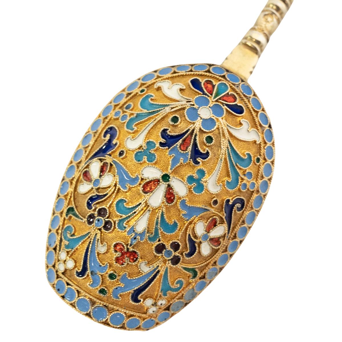 Cuchara de té imperial rusa antigua de plata dorada Cloisonné Moscú 1880 Silver en venta