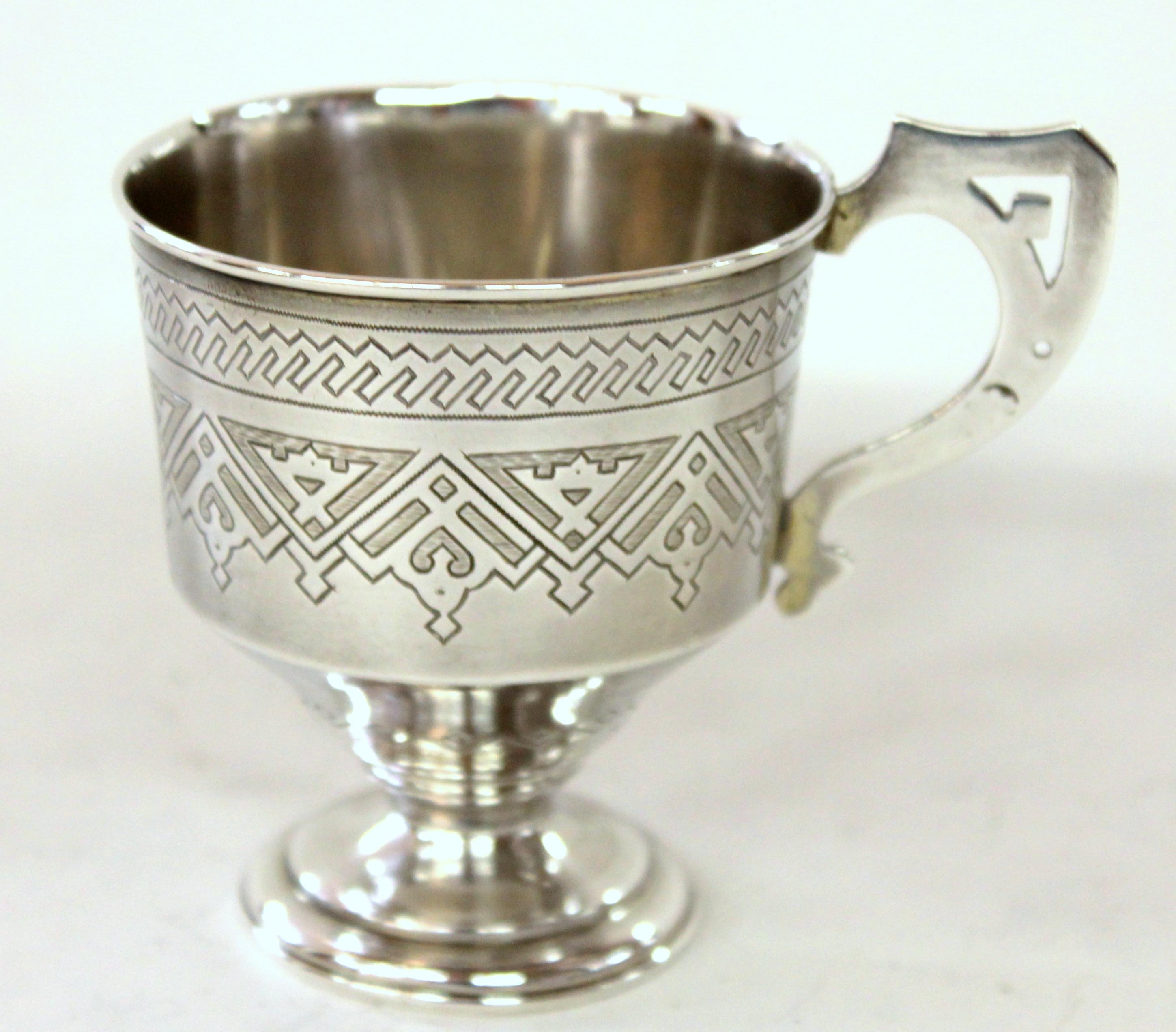 Antique Imperial Russian Silver Hand Engraved Cup and Saucer, Aleksandr Fuld For Sale 3