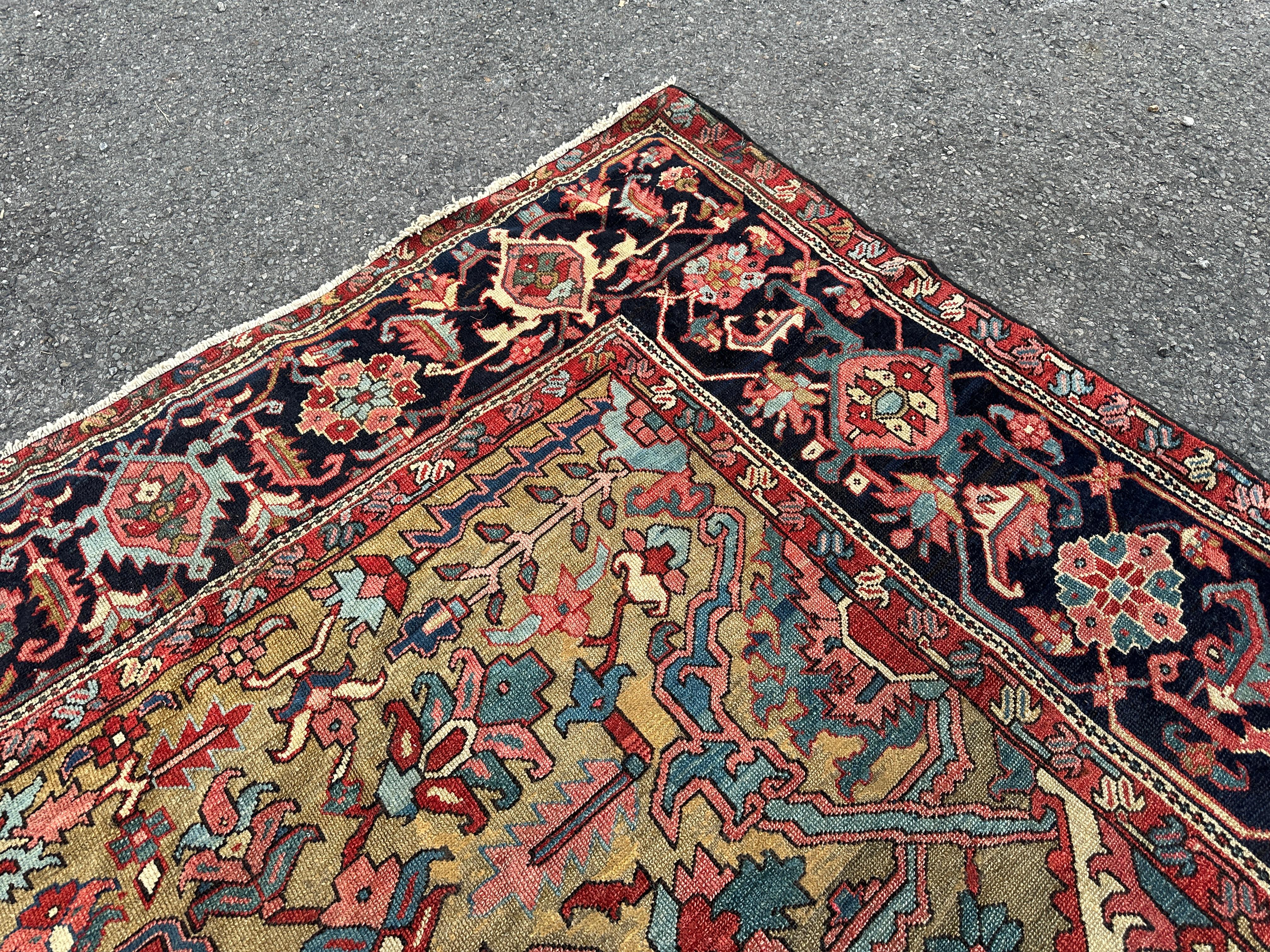 Américain Antique Important Tapis Persan Karajeh Made c. Milieu du 19e siècle - Bon état en vente