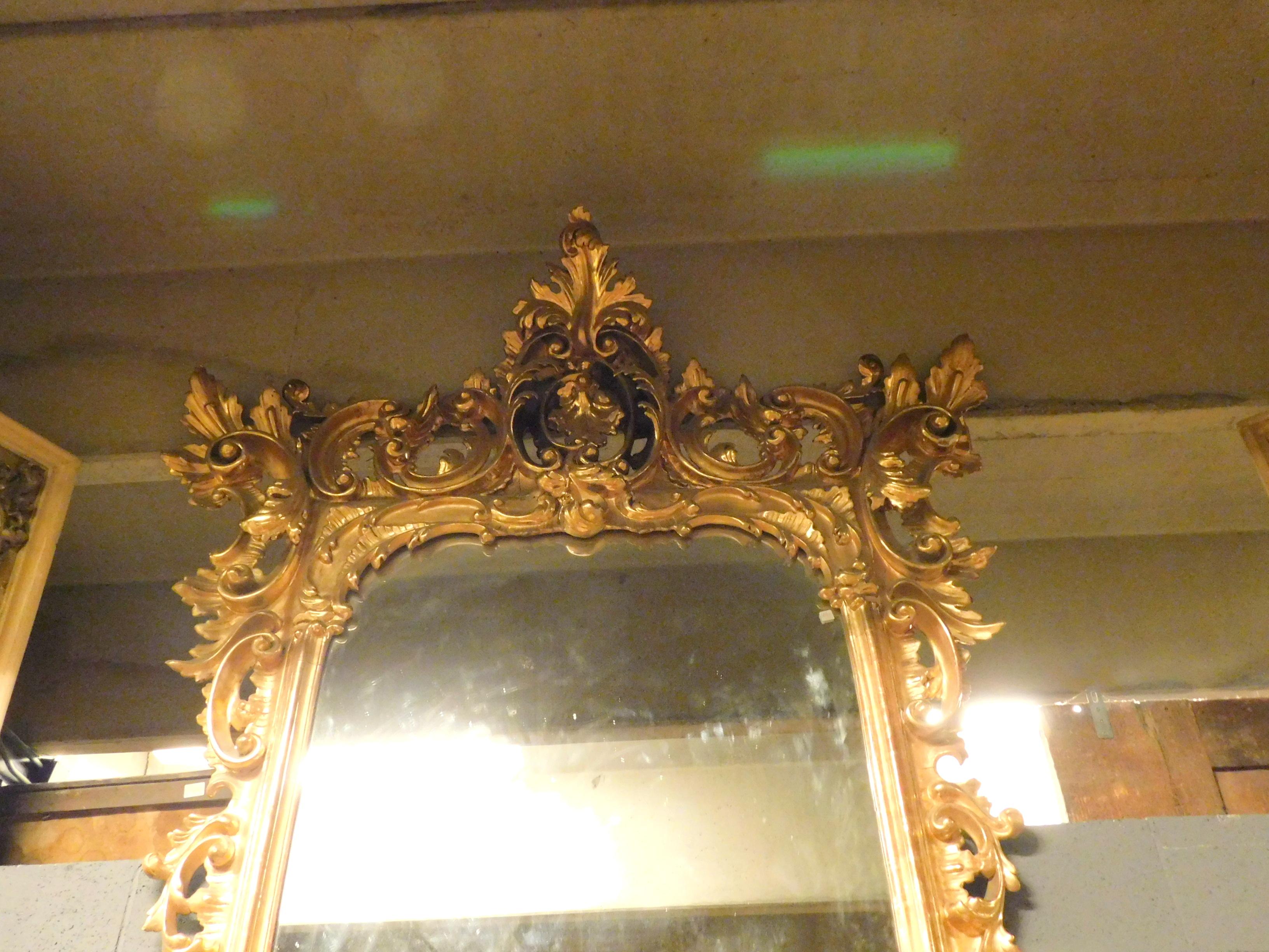 18th Century and Earlier Antique Important Rich Gilded Wooden Console Mirror, Naples, 'Italy', 1700 For Sale