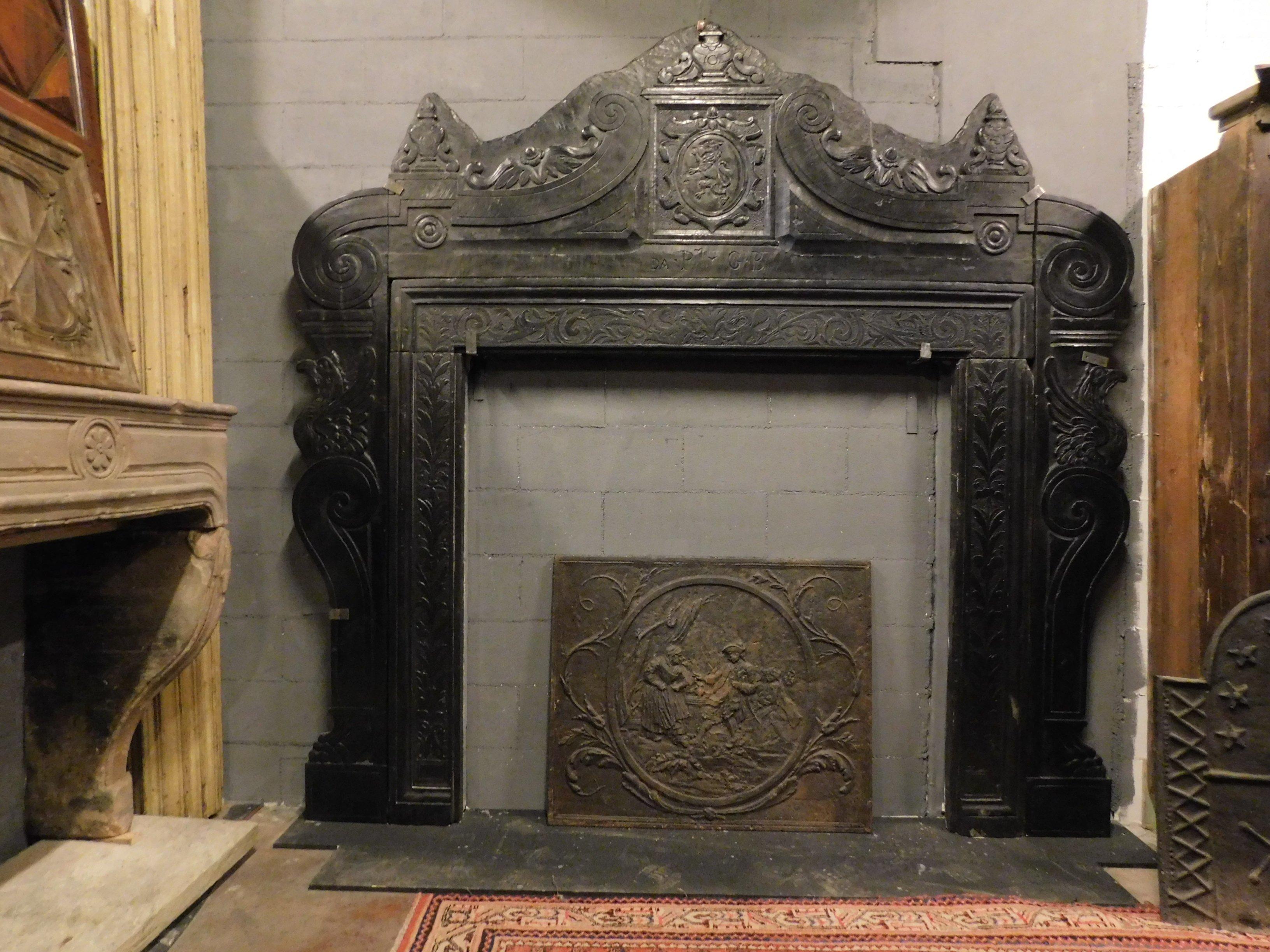 Italian Antique Imposing Fireplace Black Slate, Noble Coat of Arms, 16th Century, Italy