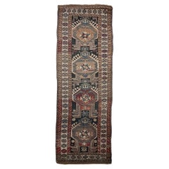 Antiquité - Incroyable tapis de course caucasien, circa 1930's
