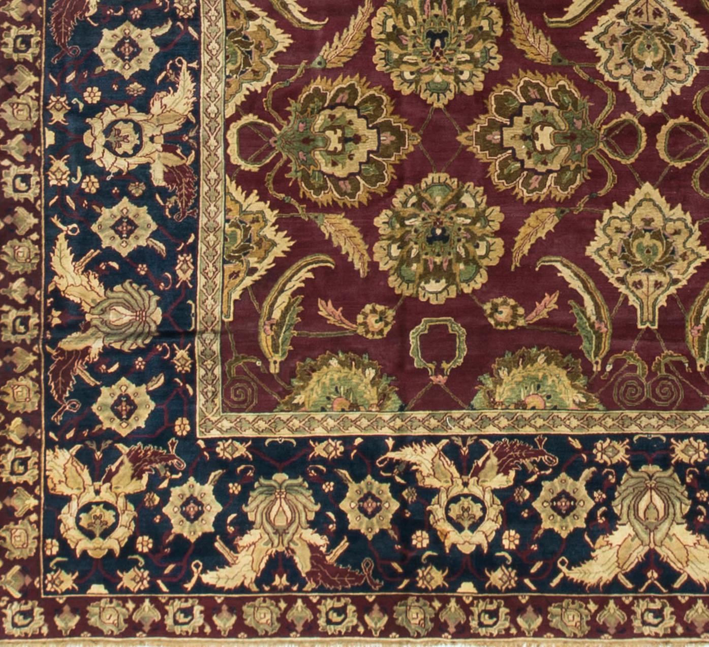 Tissé à la main Ancien tapis indien Agra rouge / marine, circa 1890, taille 11'8 x 13'7 en vente
