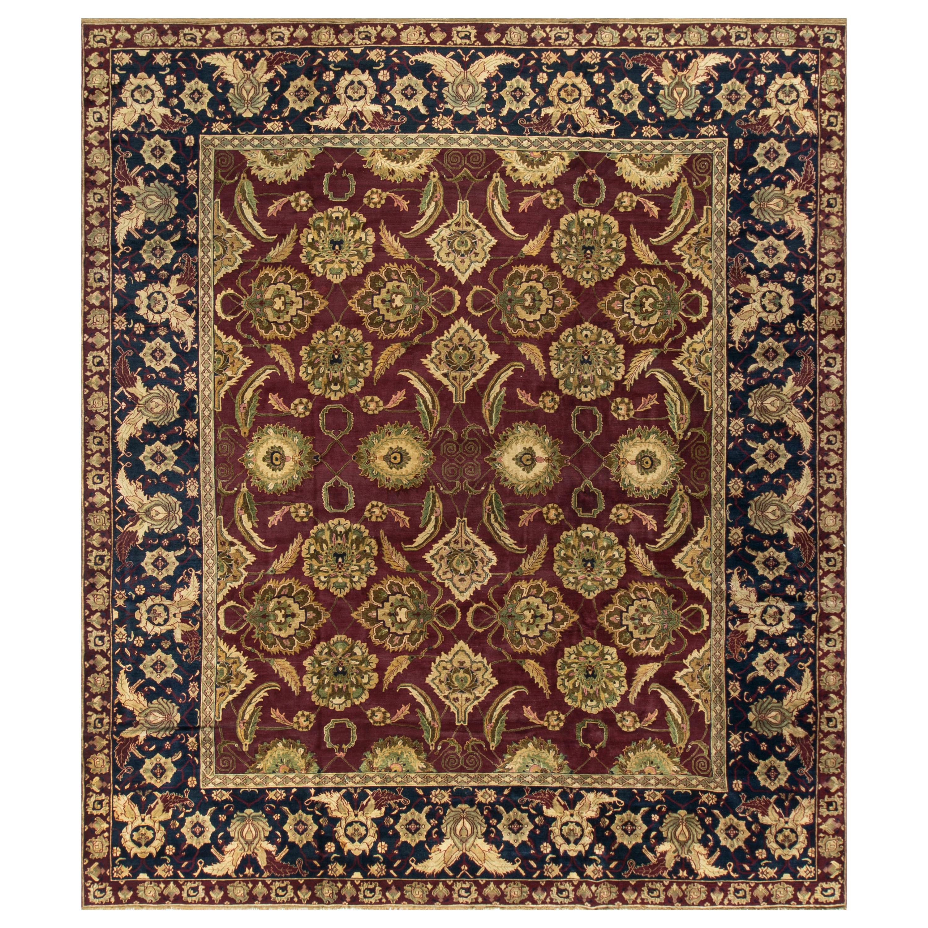 Ancien tapis indien Agra rouge / marine, circa 1890, taille 11'8 x 13'7 en vente