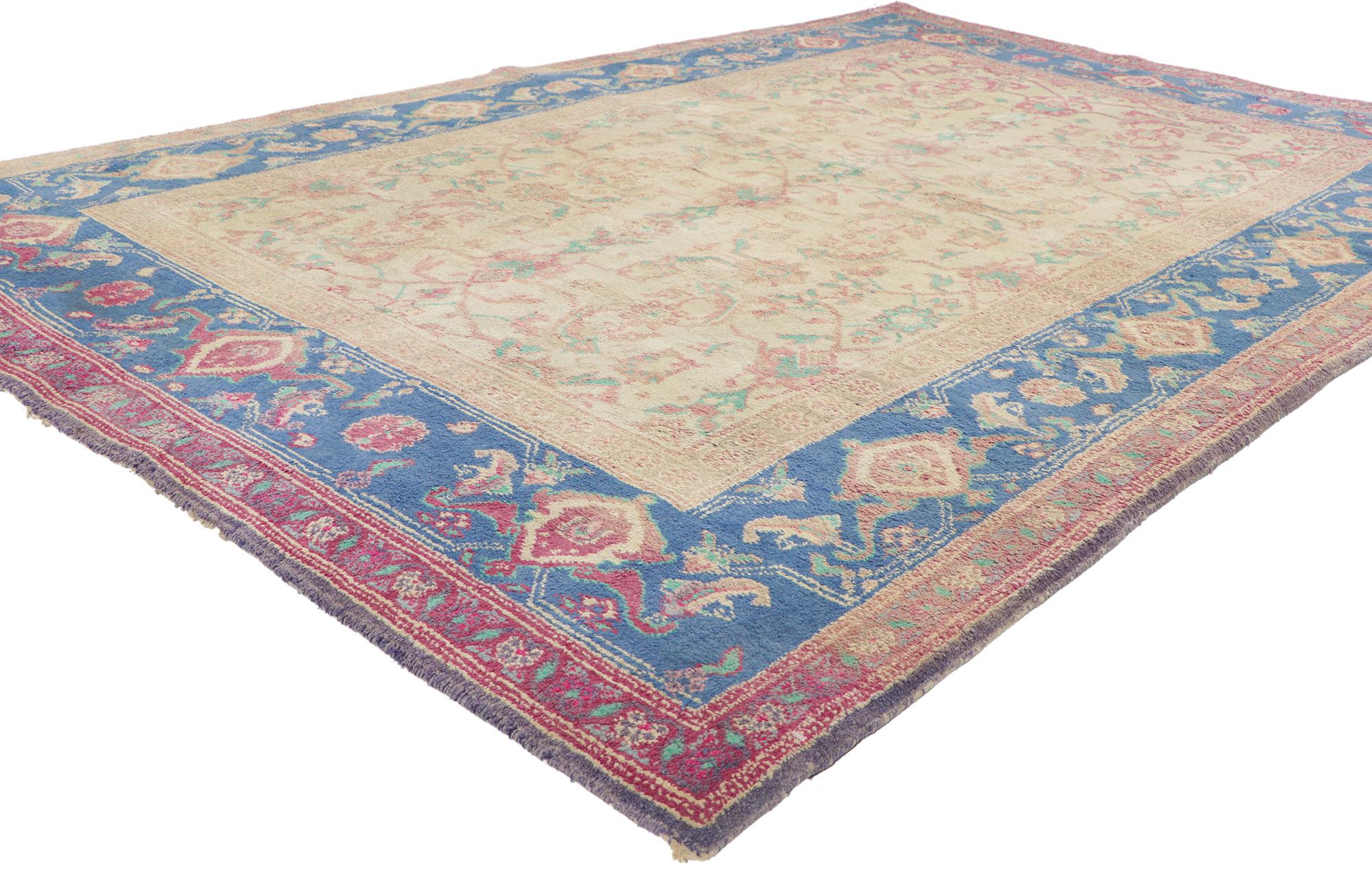 73276 Tapis ancien indien Agra, 04'10 x 07'08. Les tapis indiens d'Agra sont des tapis artisanaux originaires de la ville d'Agra, dans l'Uttar Pradesh, en Inde. Ils sont réputés pour leur qualité exceptionnelle, leurs designs complexes et leur
