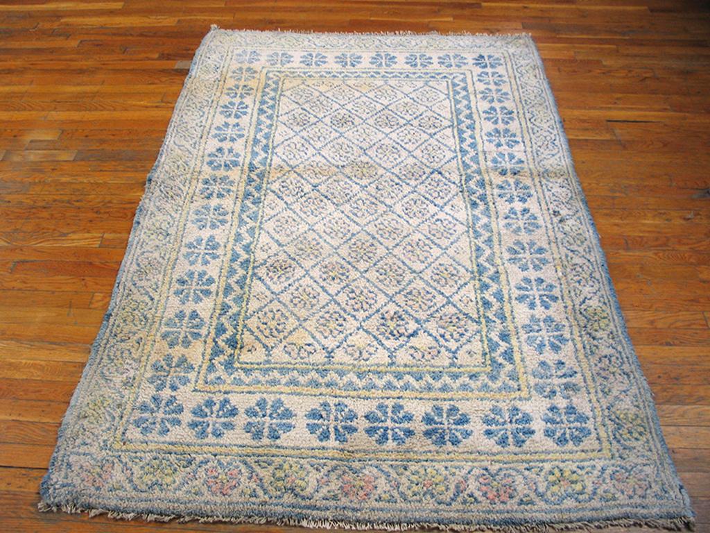 Hand-Knotted Early 20th Century Indian Cotton Agra Carpet ( 3'6