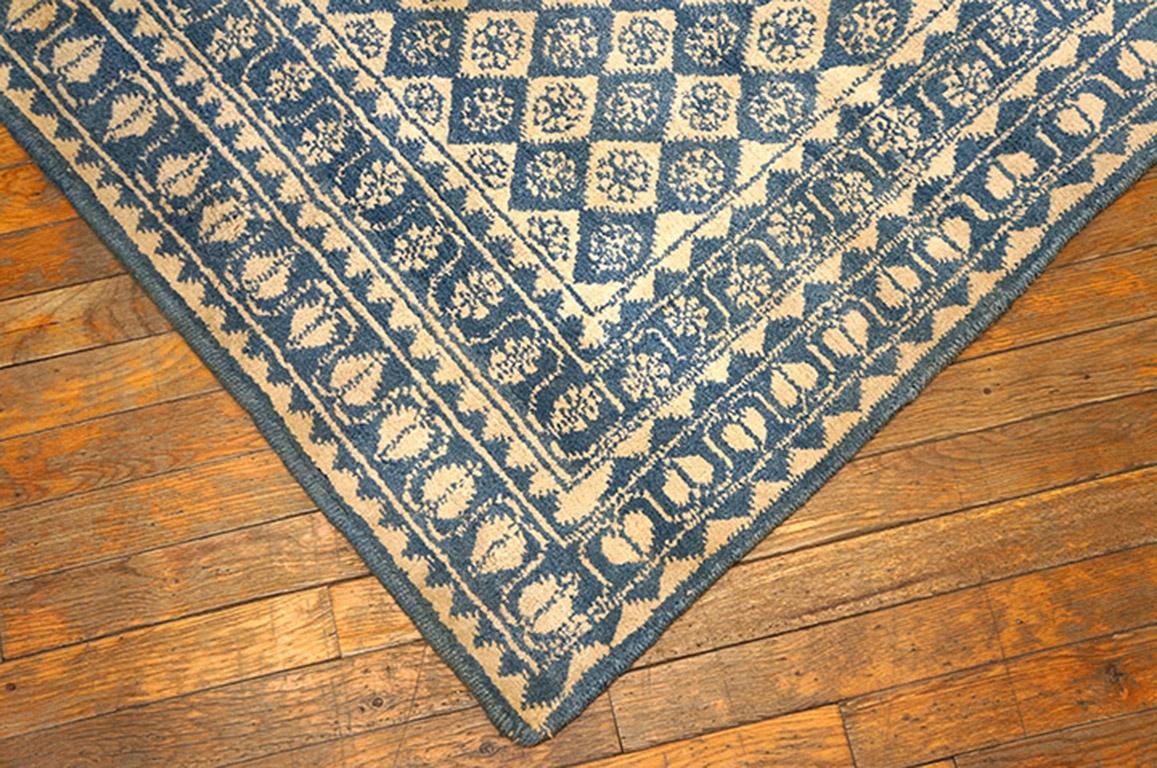 Early 20th Century N. Indian Agra Cotton Carpet ( 4' x 7' - 122 x 213 ) For Sale 2