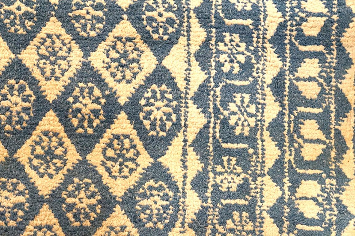 Early 20th Century N. Indian Agra Cotton Carpet ( 4' x 7' - 122 x 213 ) For Sale 4