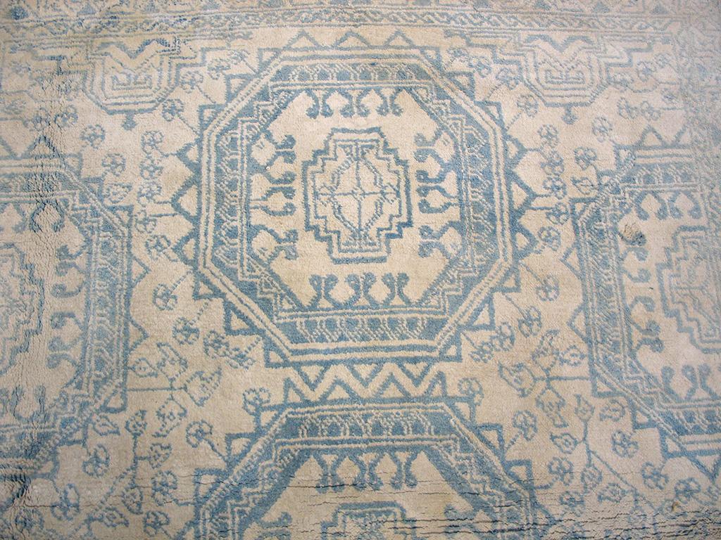 Antique Indian Agra Cotton Rug In Good Condition For Sale In New York, NY