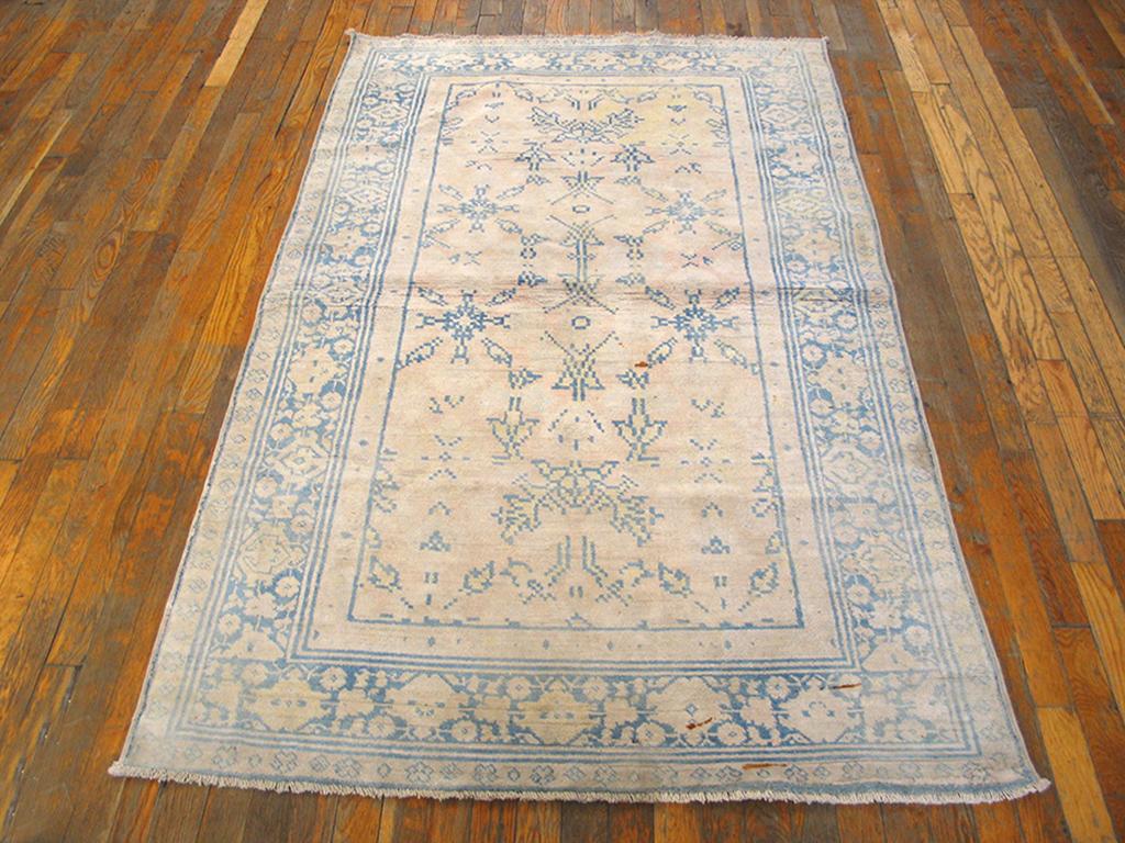 Antique Indian Agra cotton rug, measures: 4'0