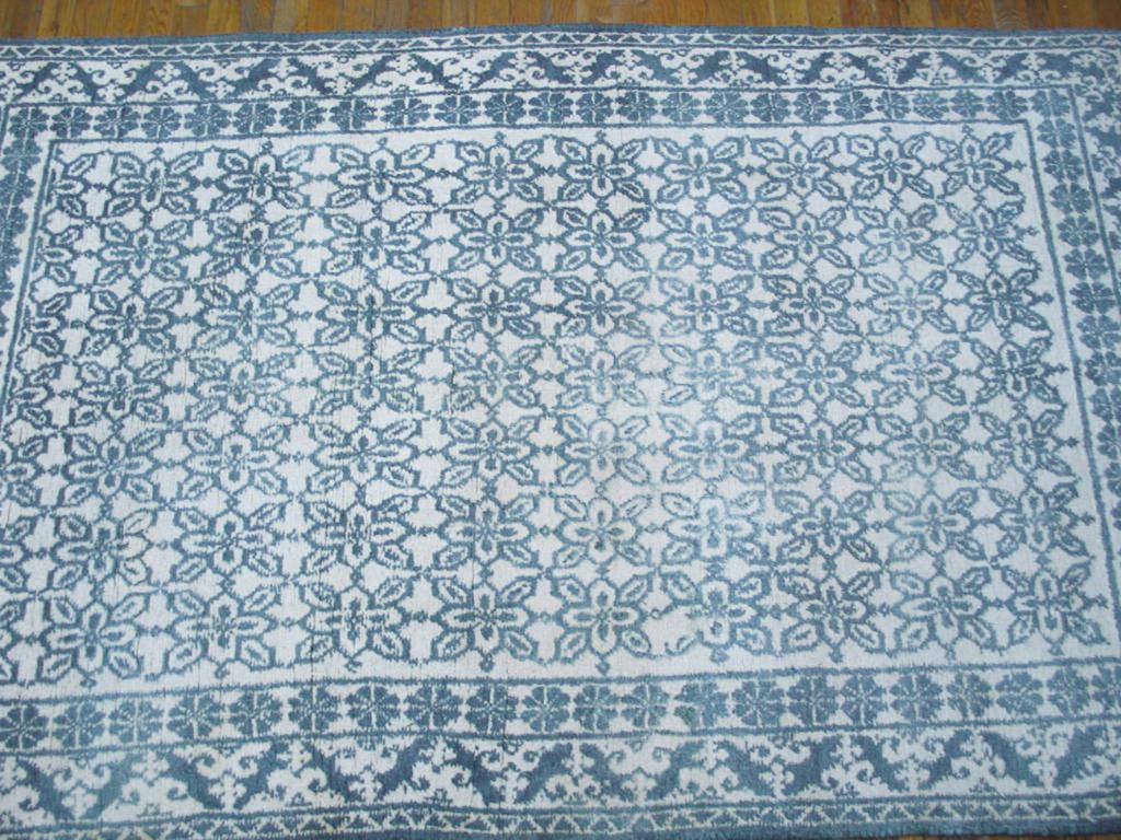Antique Indian Agra, cotton rug. Size: 4'6