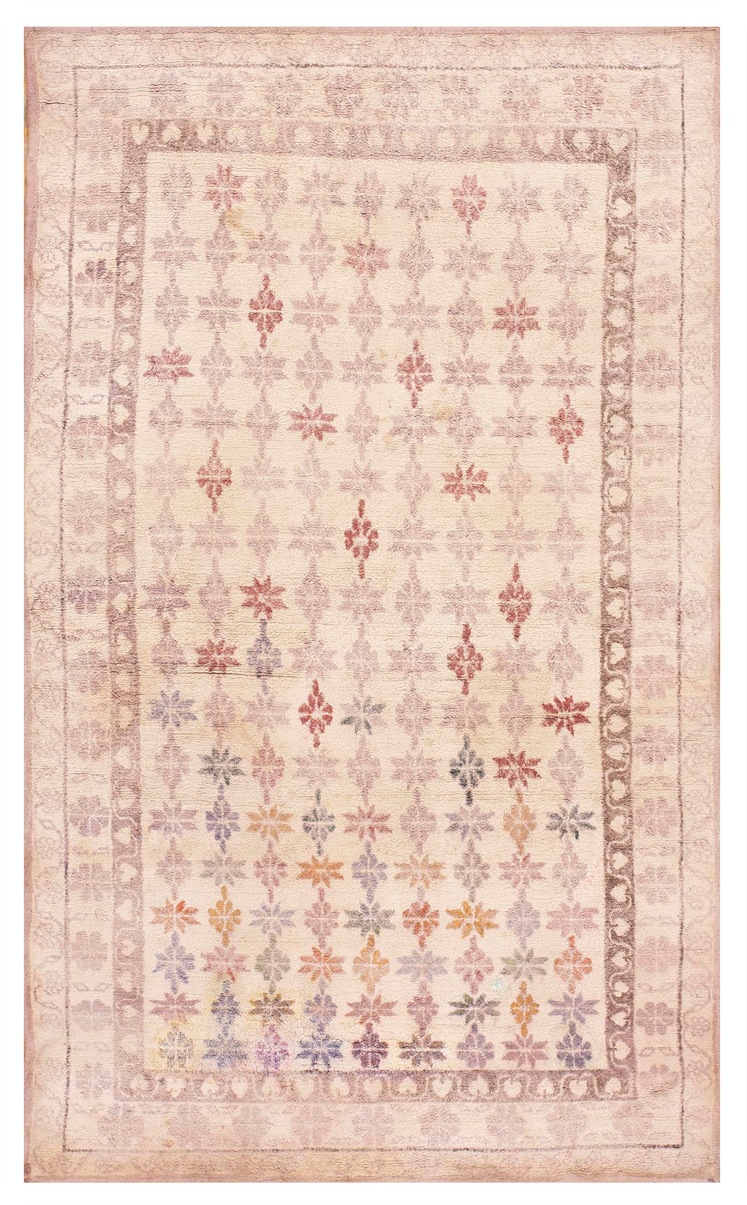 Early 20th Century Indian Cotton Agra Carpet ( 3'10" x 6'8" - 117 x 203 )