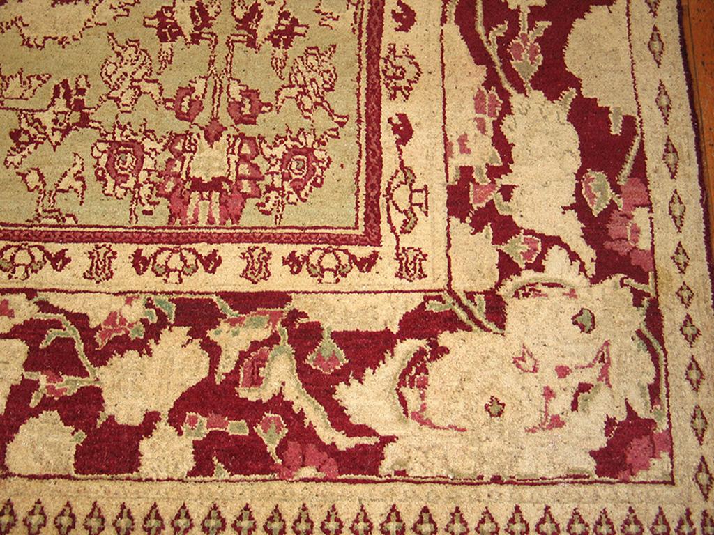 Annodato a mano Tappeto indiano Agra del XIX secolo ( 11' x 29' - 335 x 883 ) in vendita