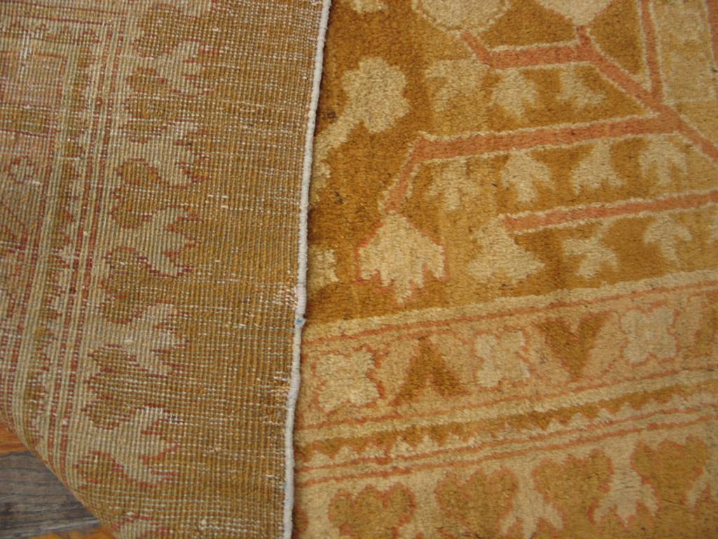 Antiker indischer Agra-Teppich (Handgewebt) im Angebot