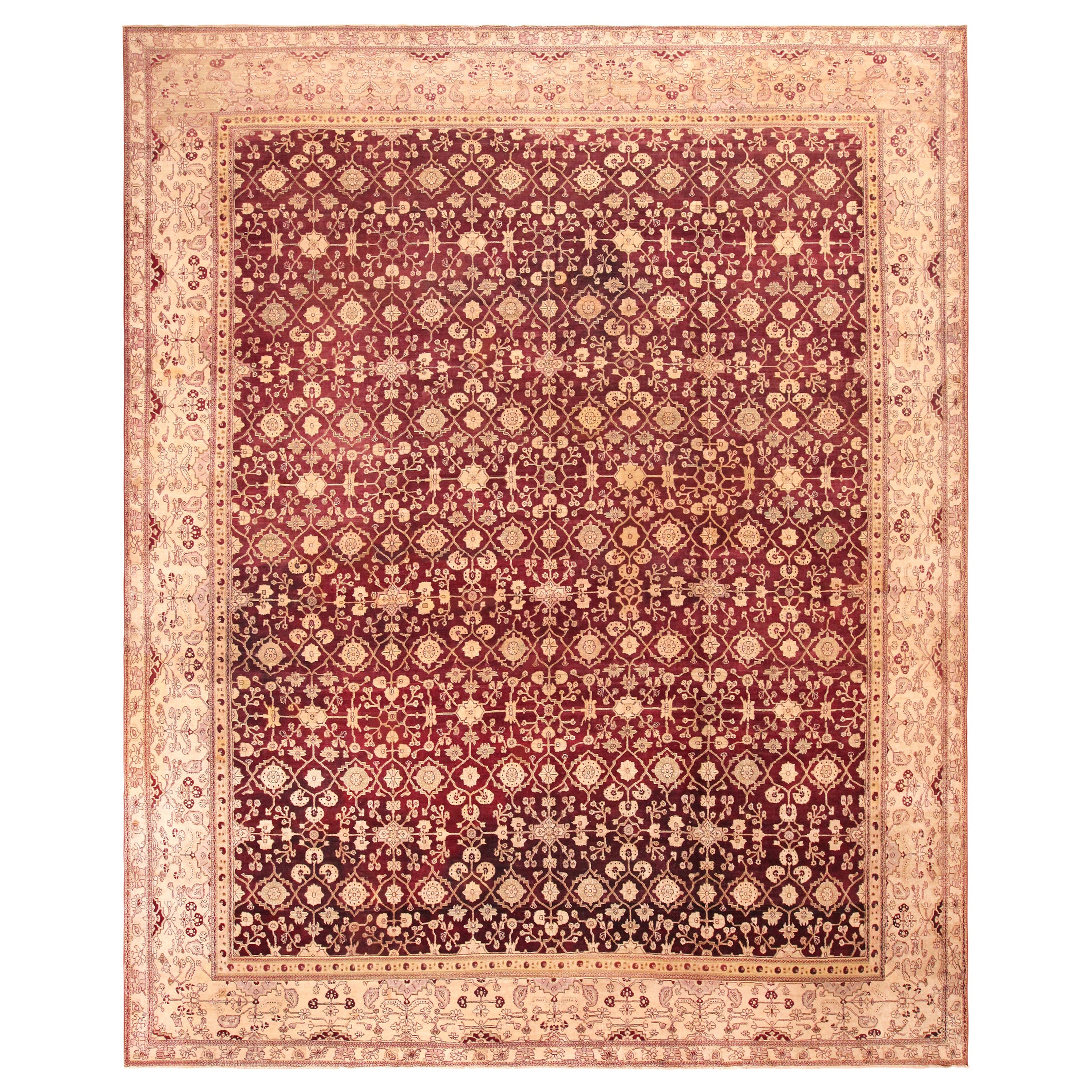 Tapis indien ancien Agra. 13 pieds 8 pouces x 16 pieds 4 pouces