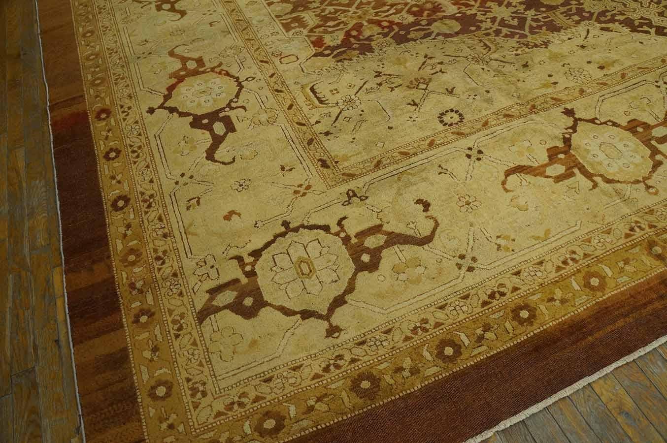 Early 20th Century N. Indian Agra Carpet ( 14' X 14' - 427 x 427 ) For Sale 6
