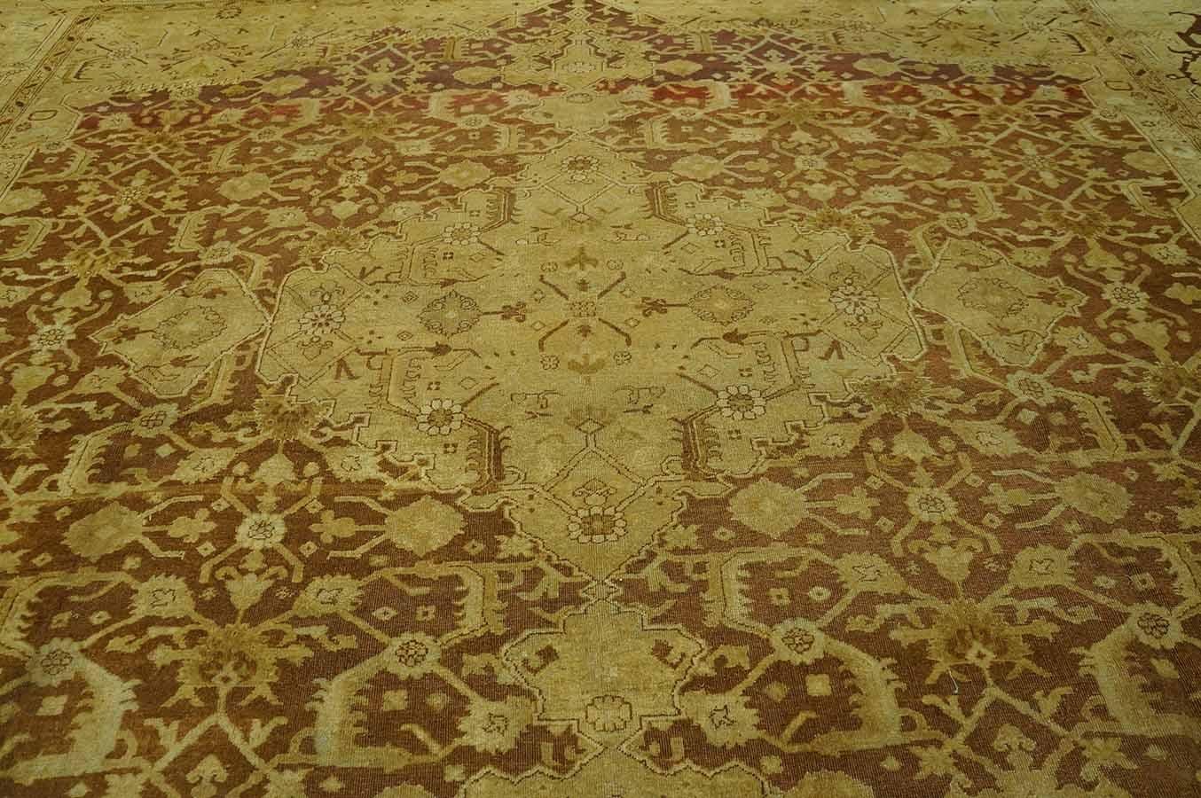 Early 20th Century N. Indian Agra Carpet ( 14' X 14' - 427 x 427 ) For Sale 12