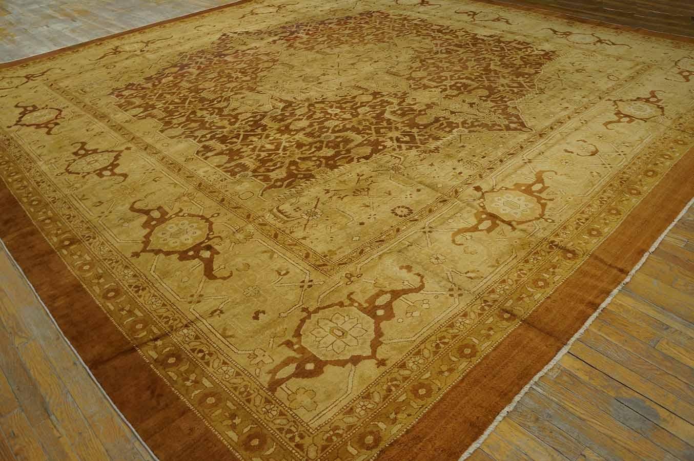 Early 20th Century N. Indian Agra Carpet ( 14' X 14' - 427 x 427 ) For Sale 3