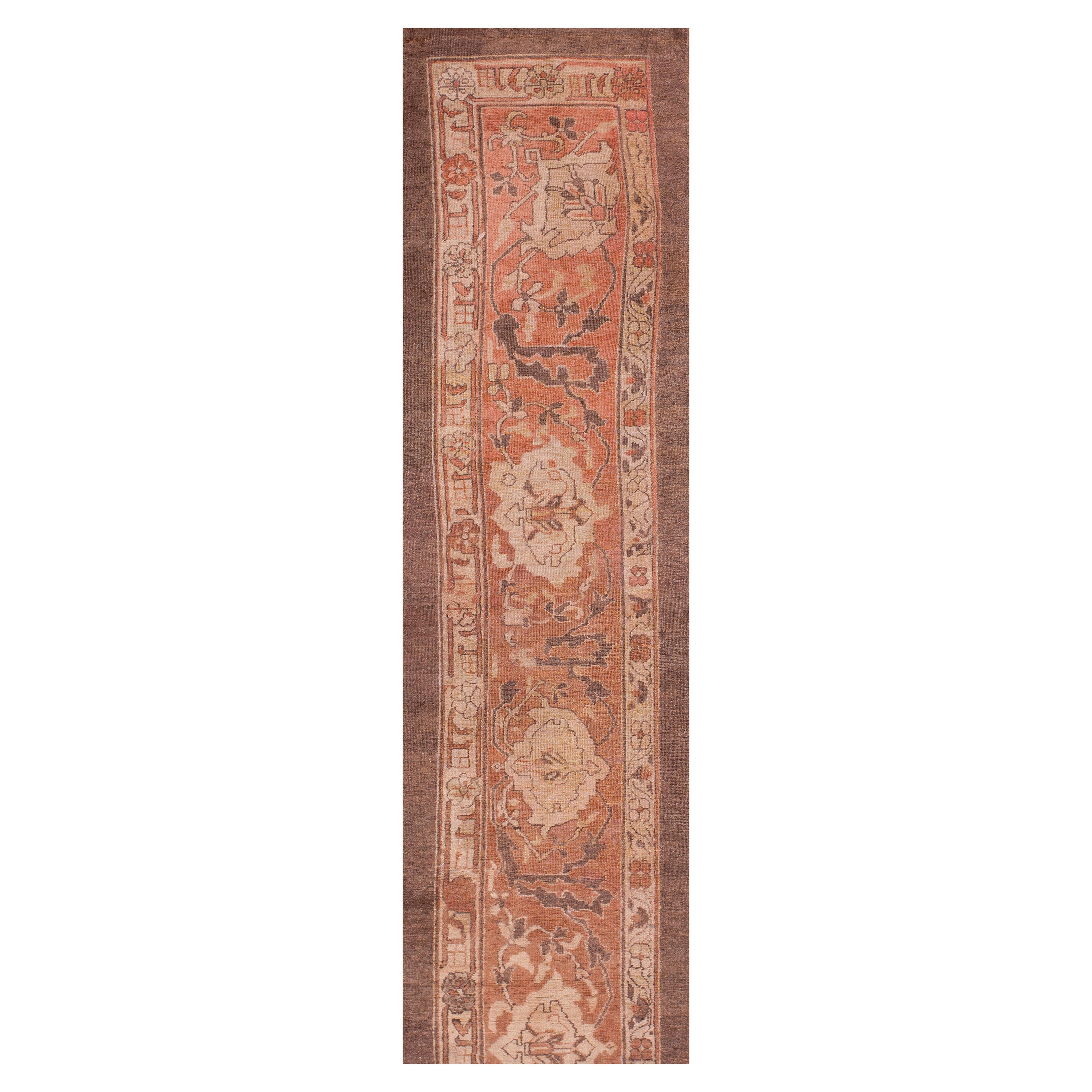 Tapis indien ancien Agra de 2' 5"" x 28' 3"